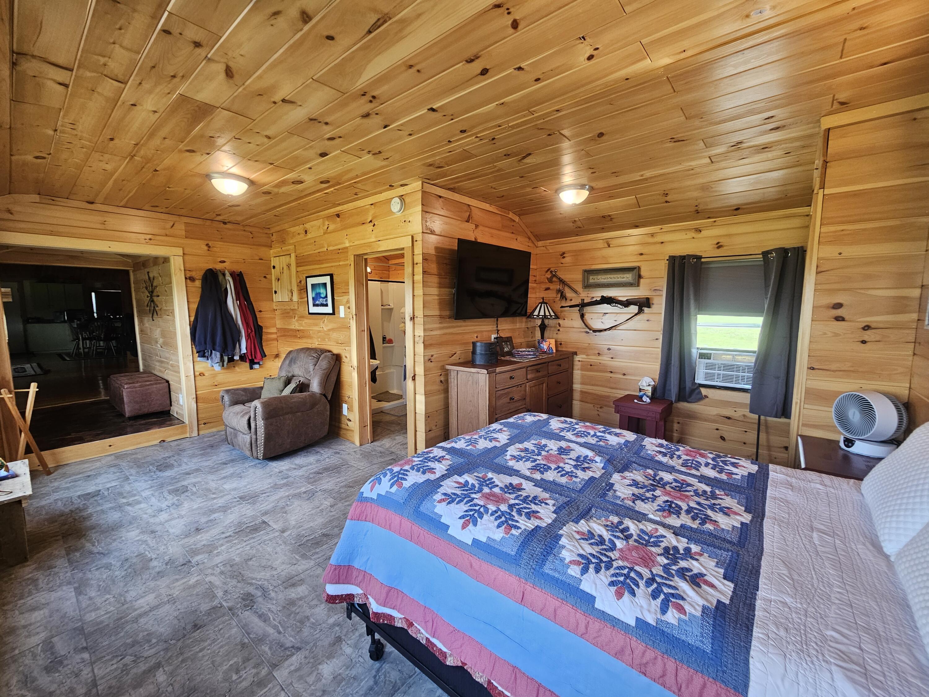 main property photo 39