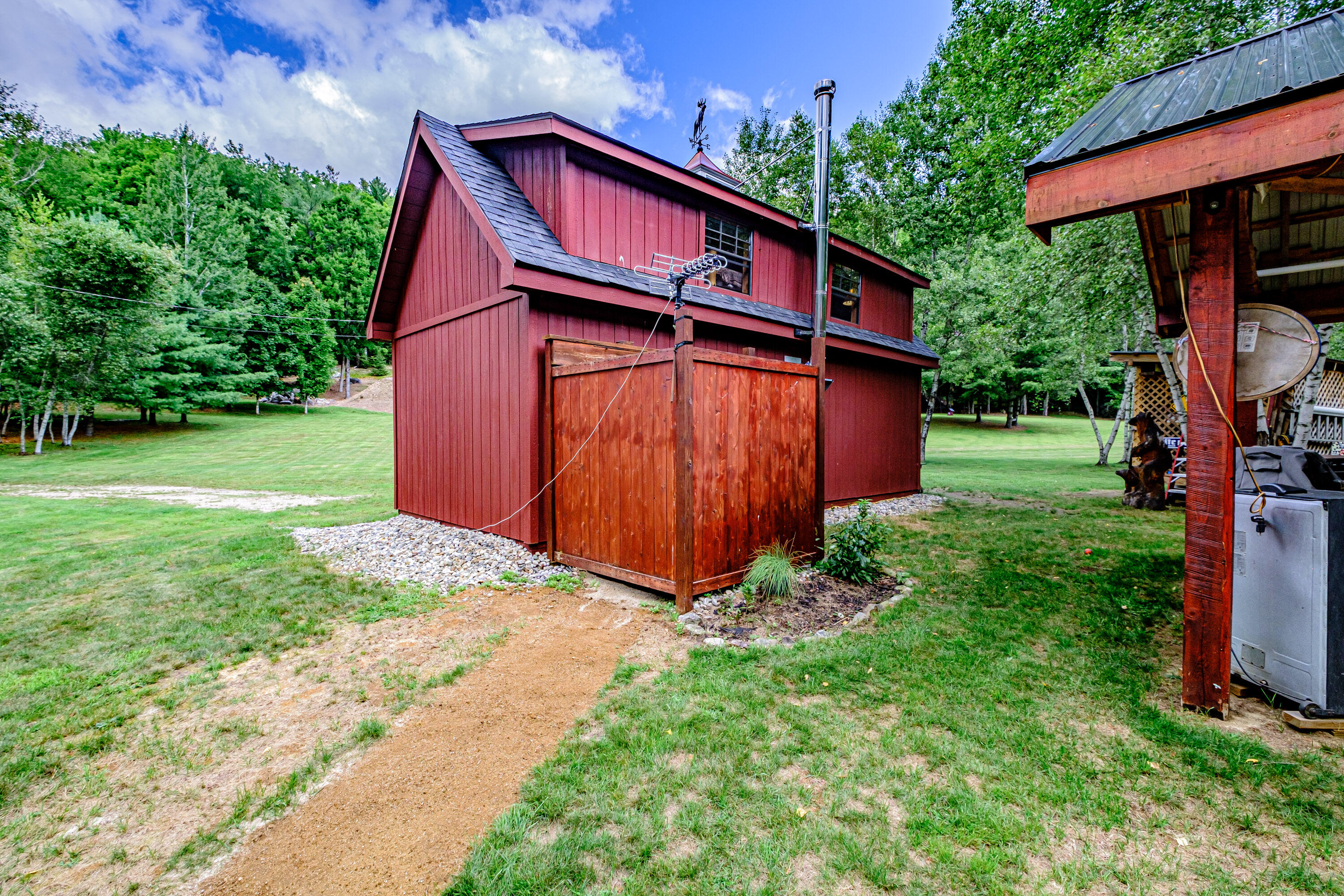main property photo 44