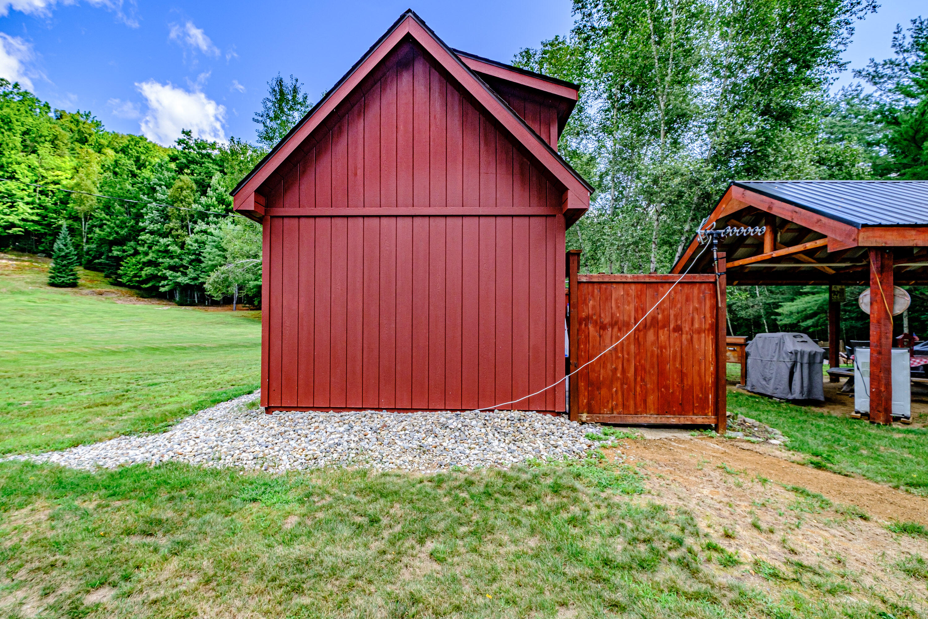 main property photo 47