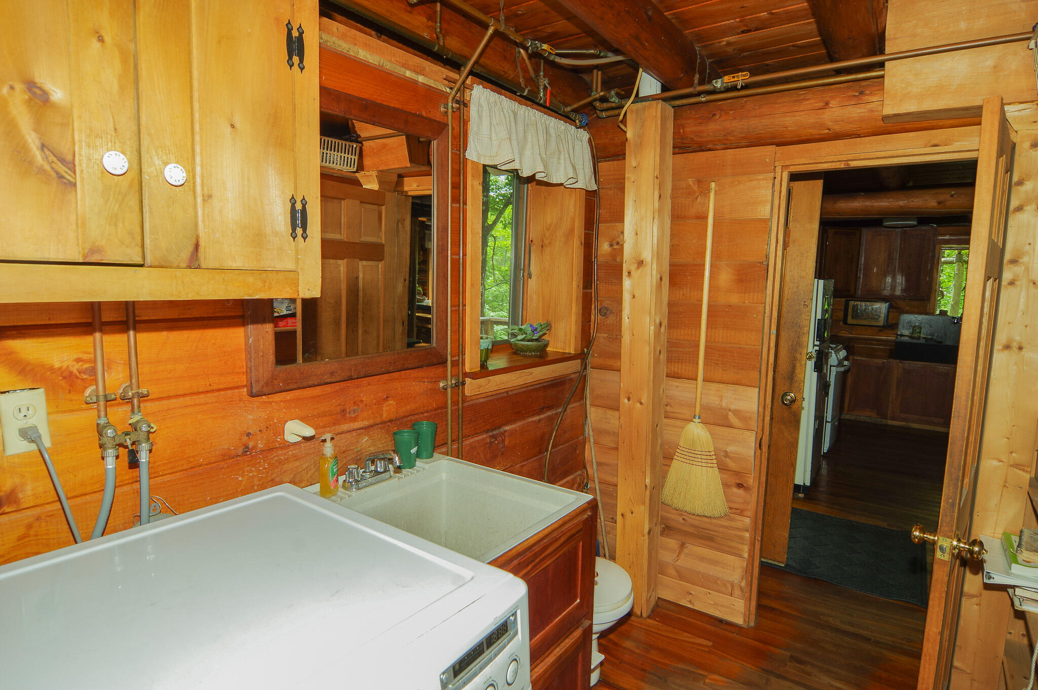 main property photo 23