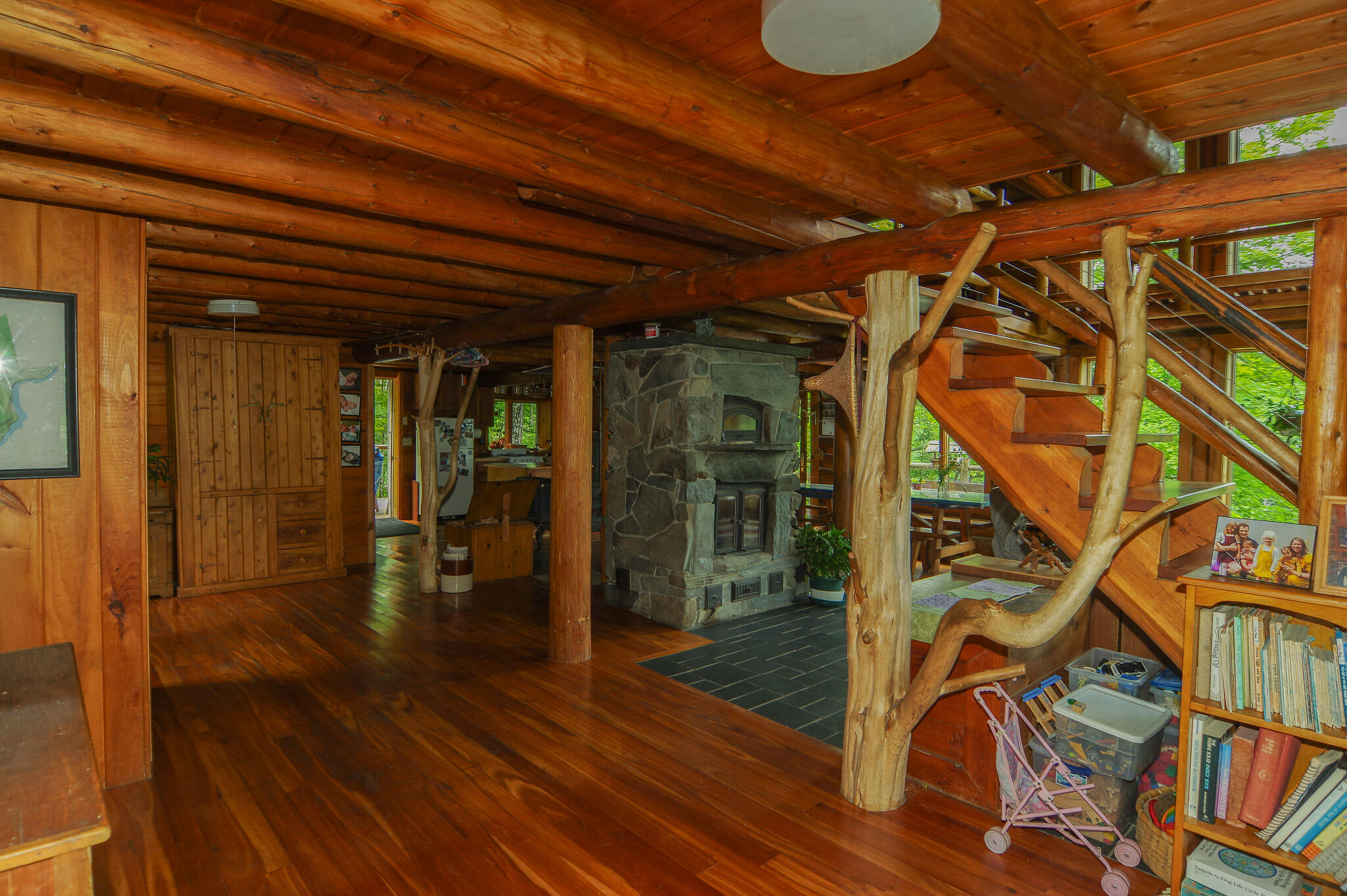 main property photo 31