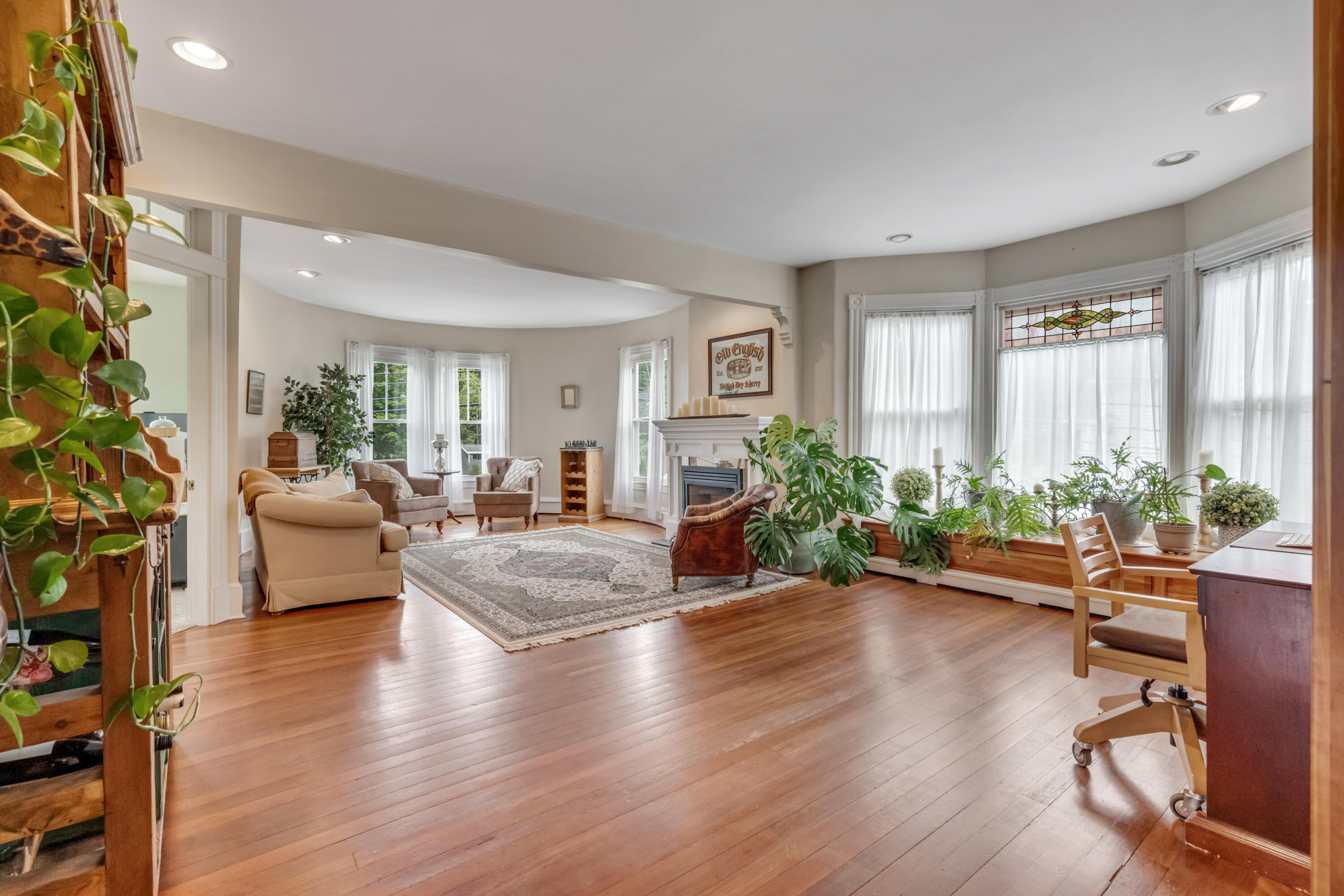 main property photo 68
