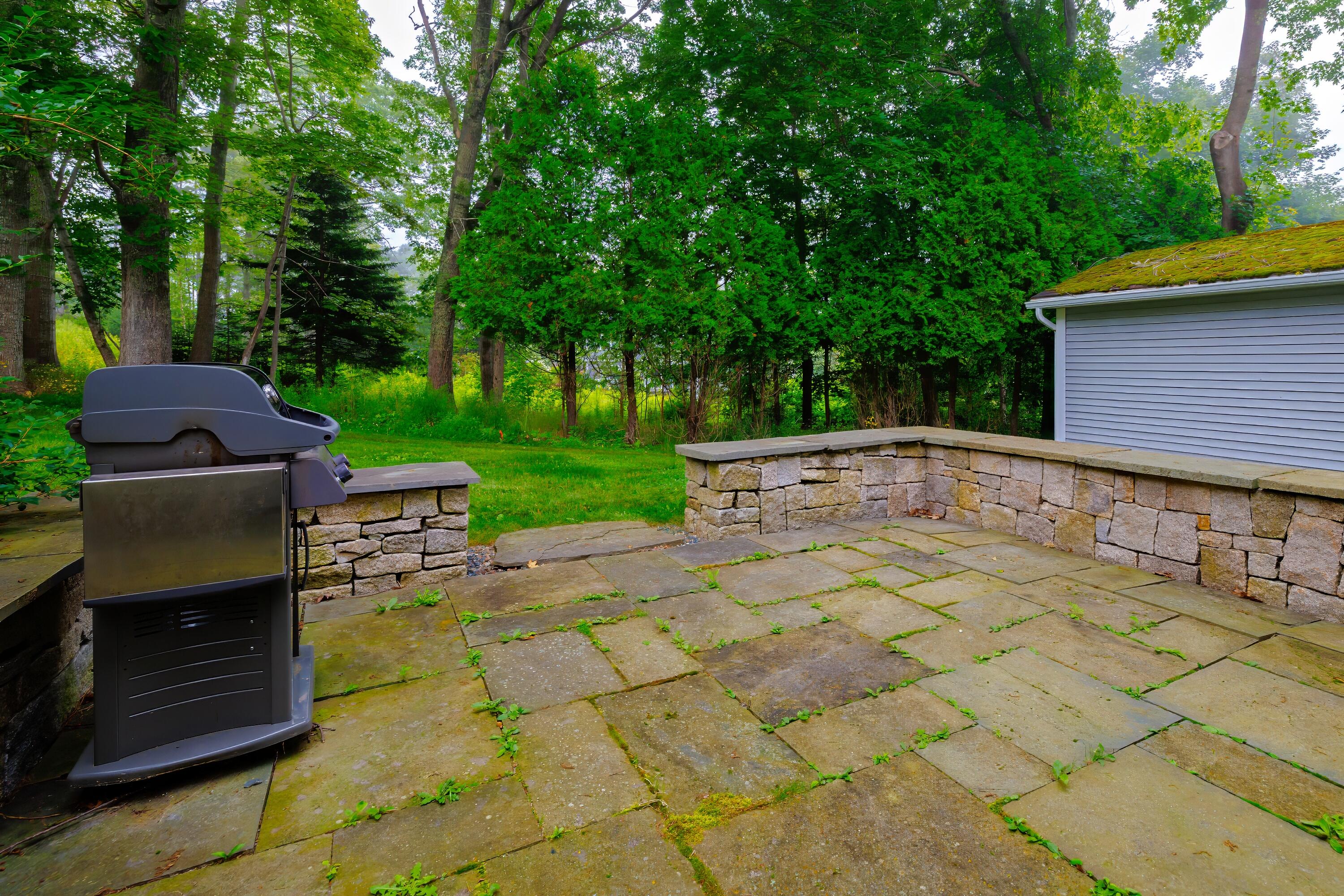 main property photo 34