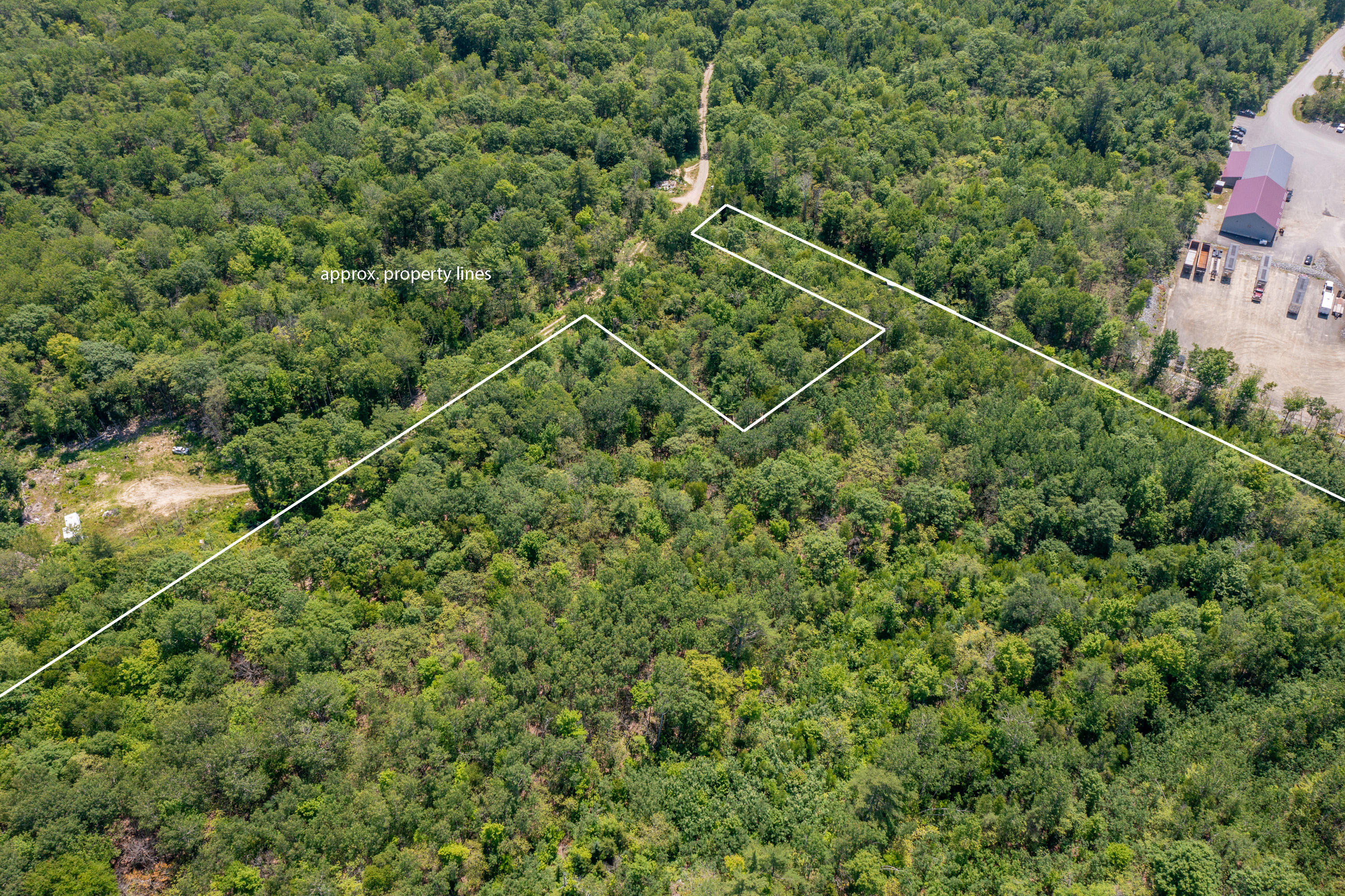 main property photo 13