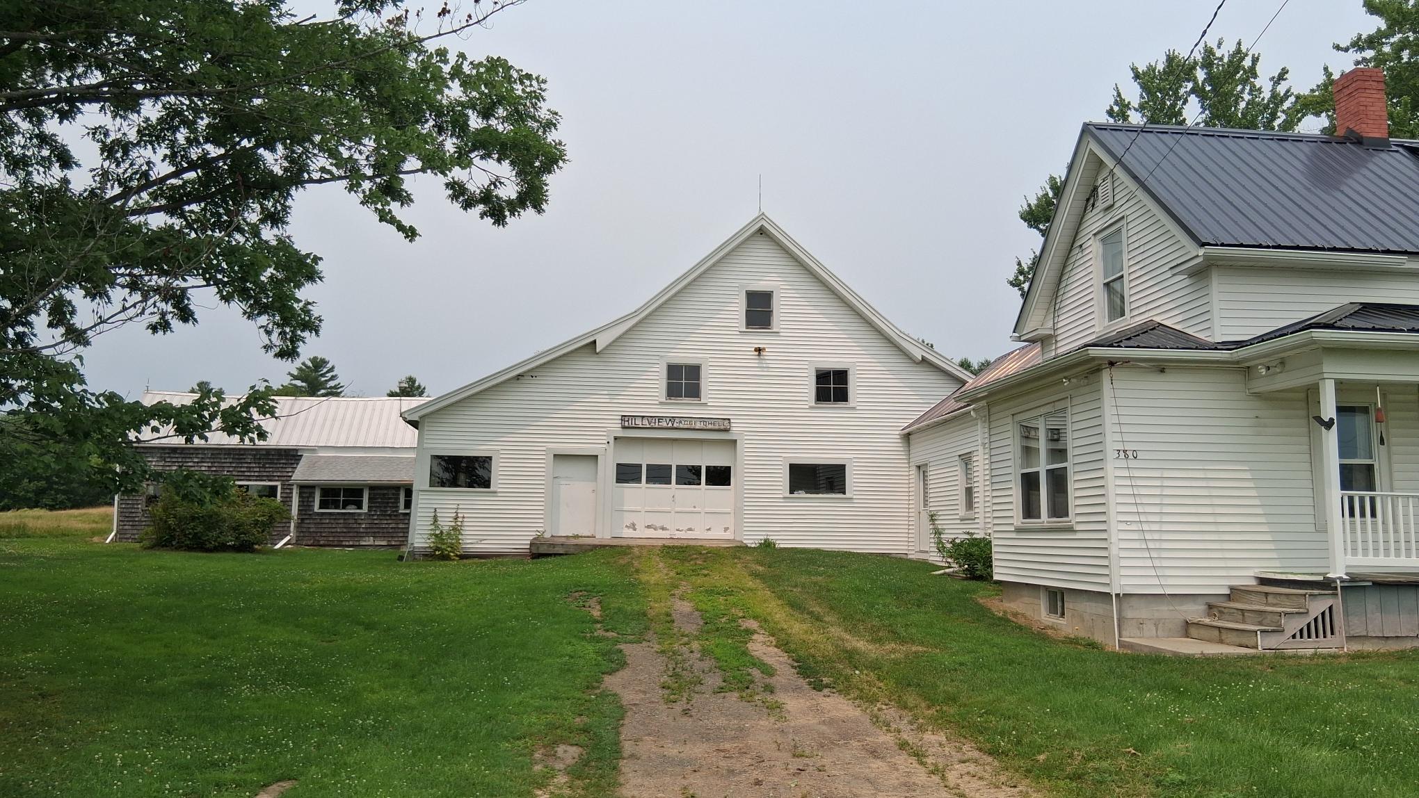 main property photo 38