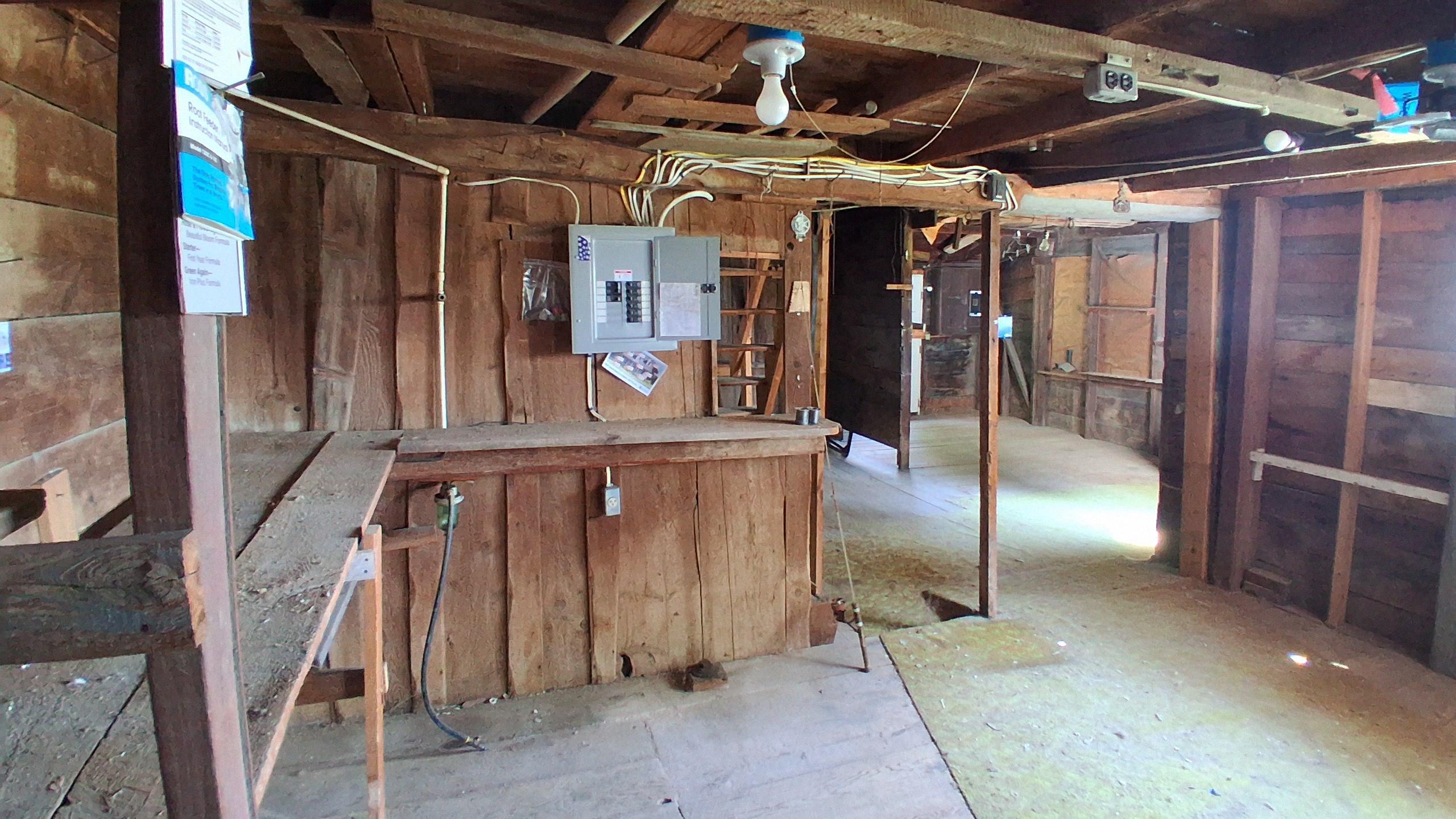 main property photo 48