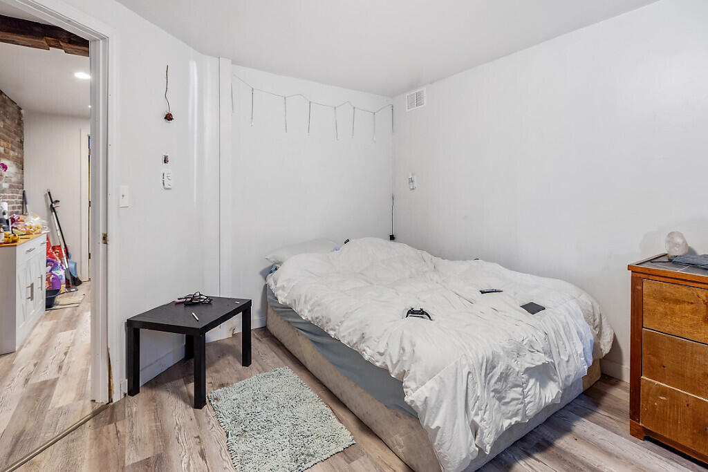main property photo 61