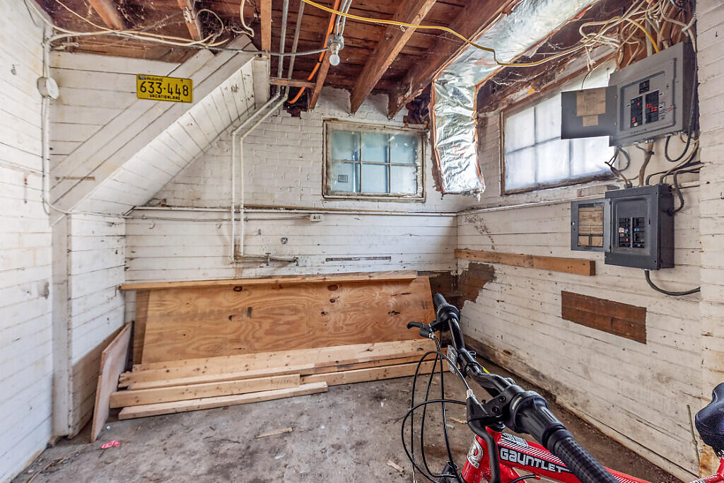 main property photo 62