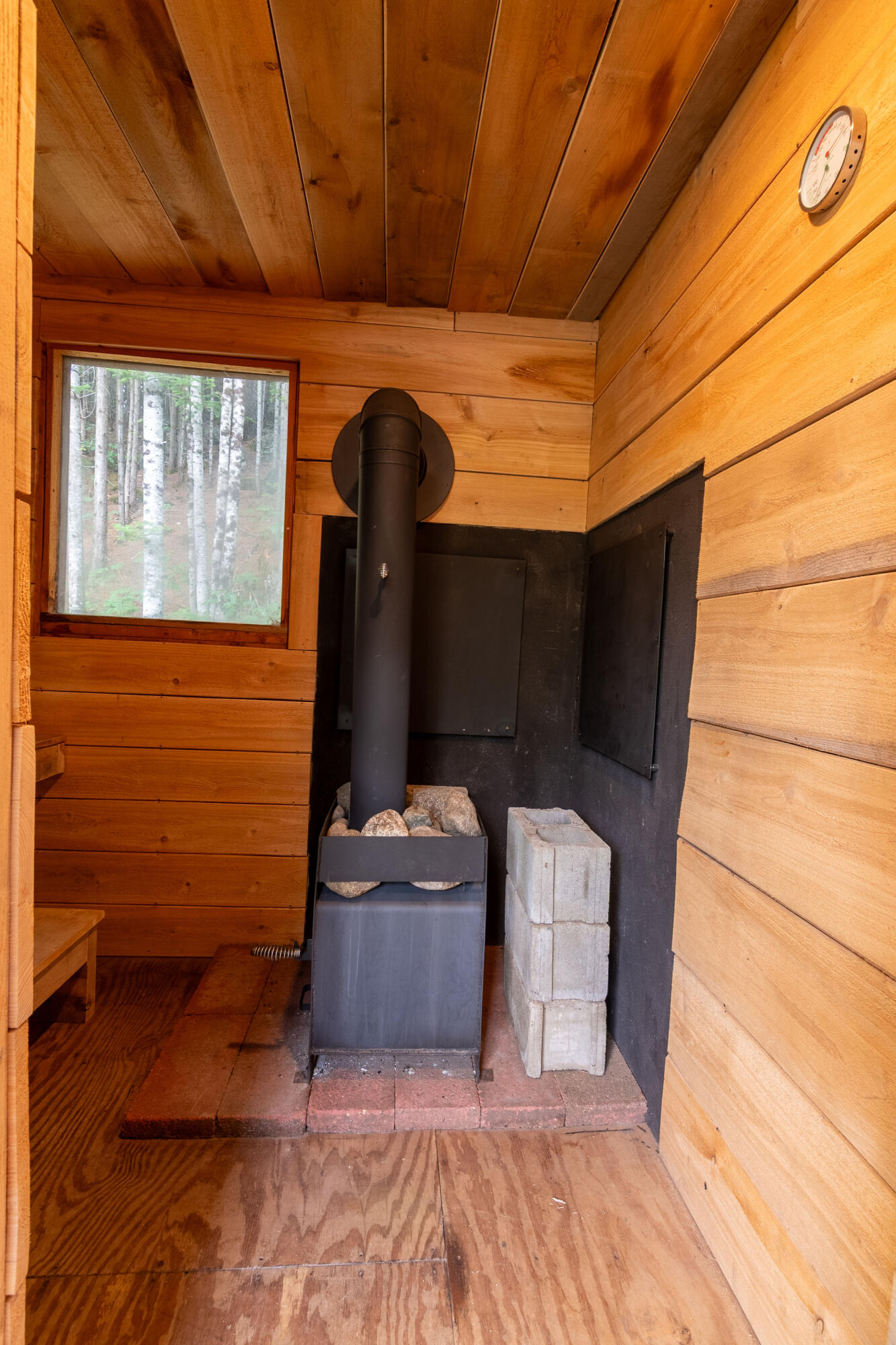 main property photo 25
