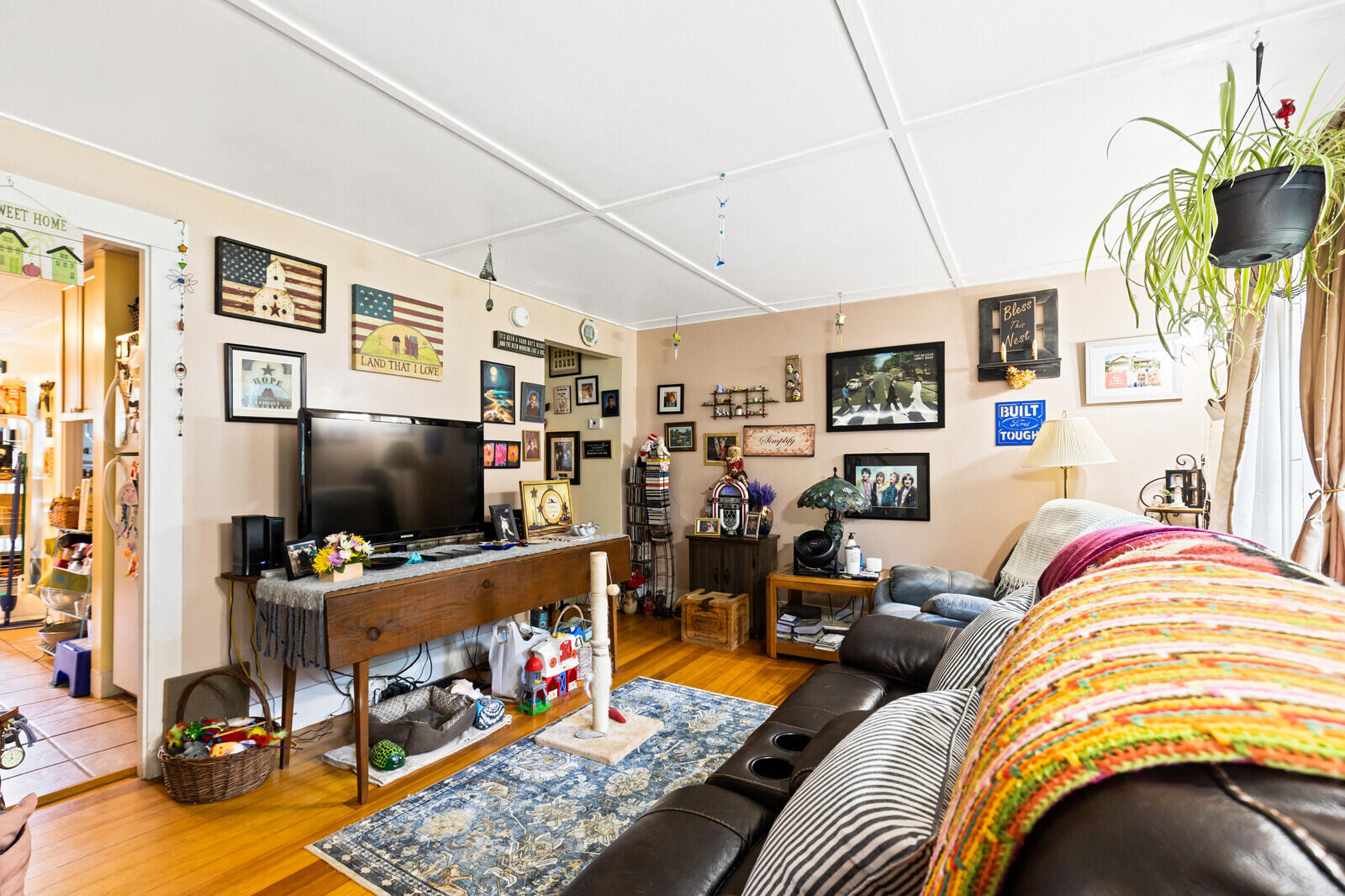 main property photo 15