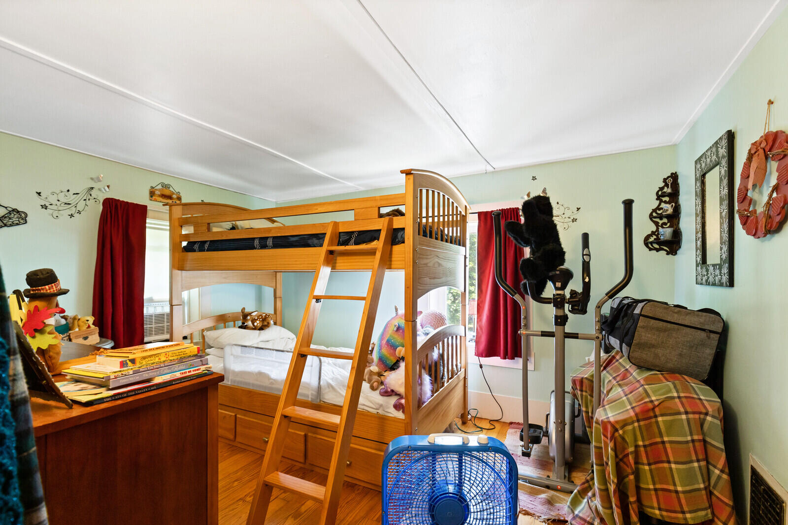 main property photo 21
