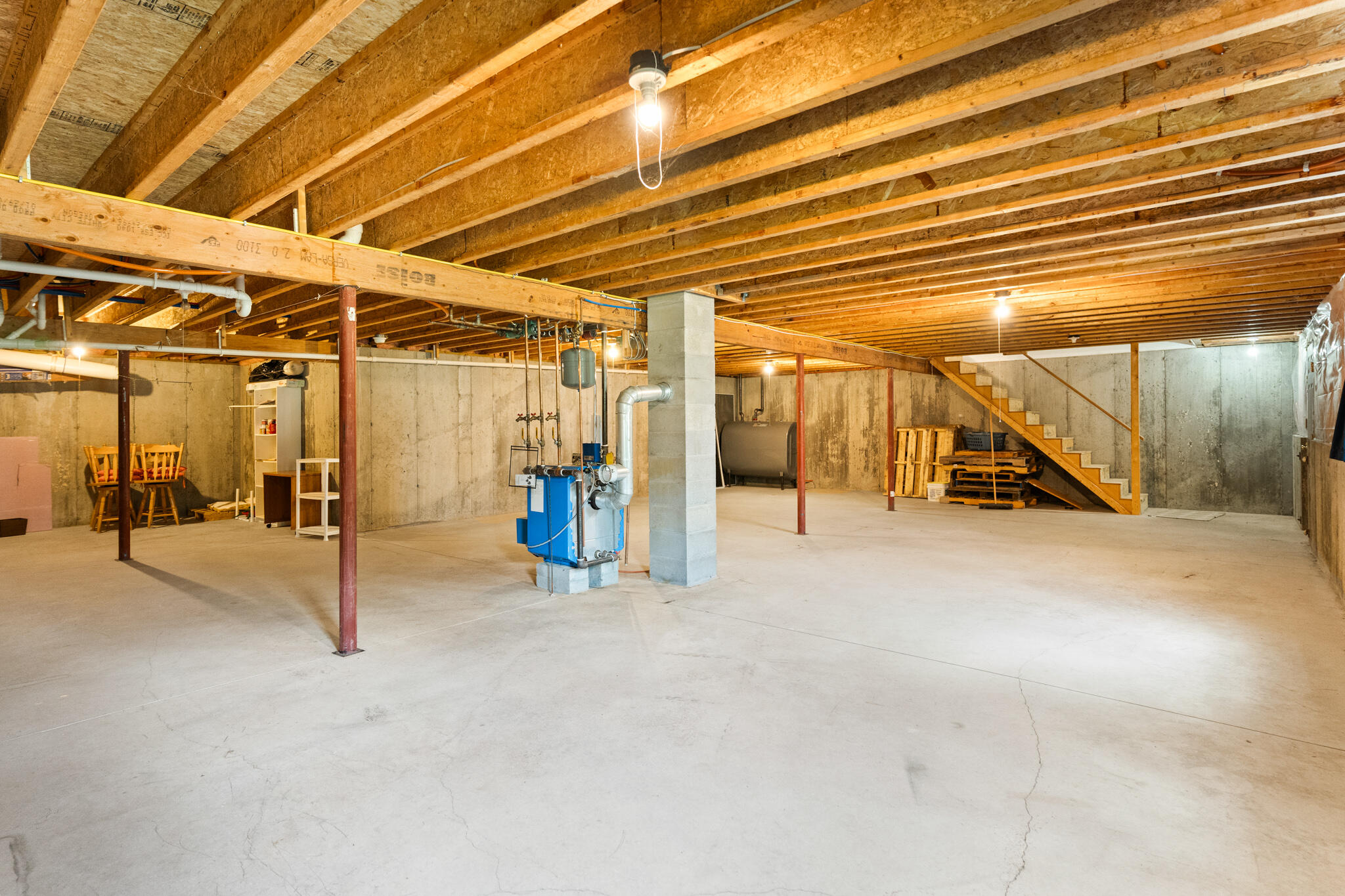 main property photo 26