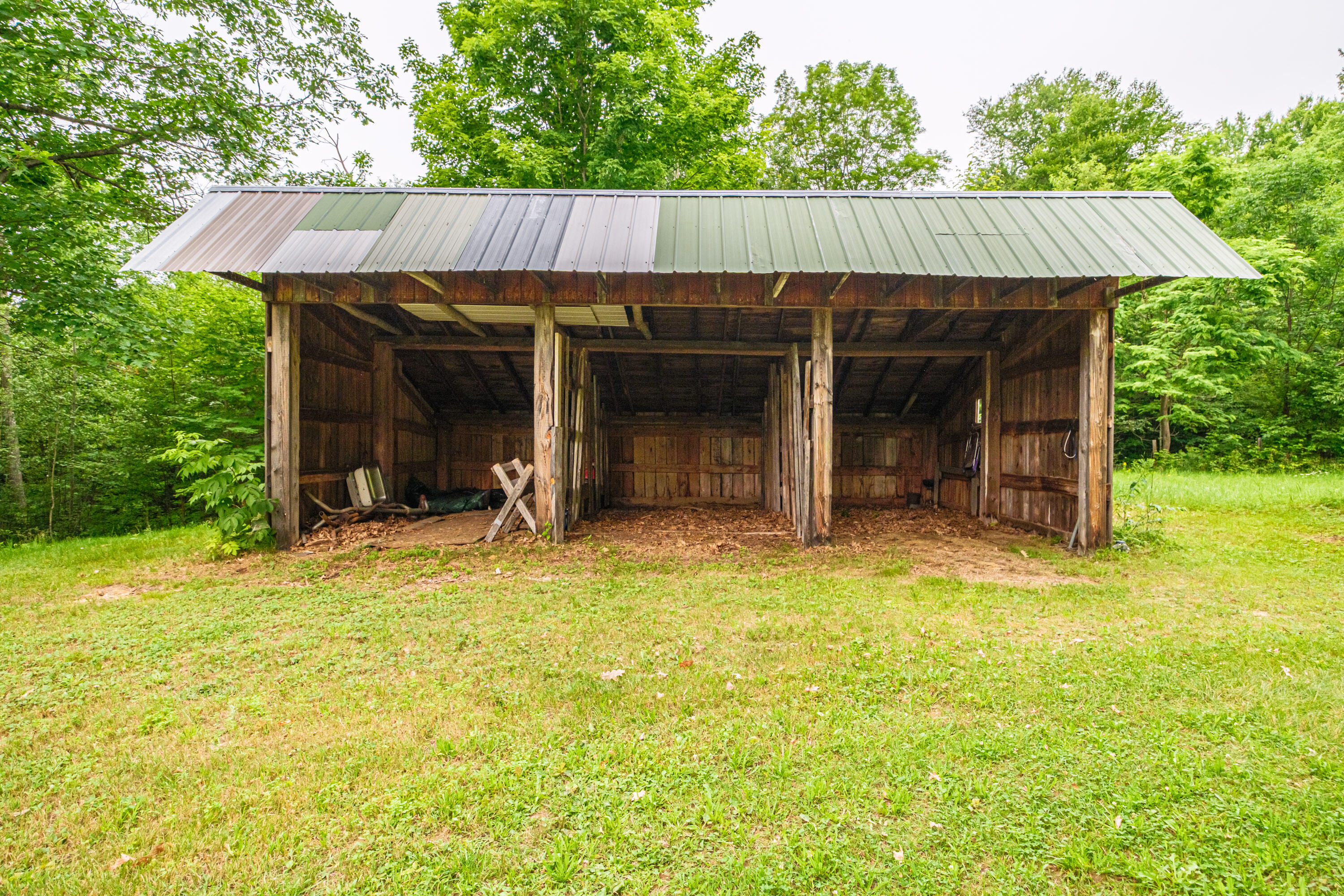 main property photo 27