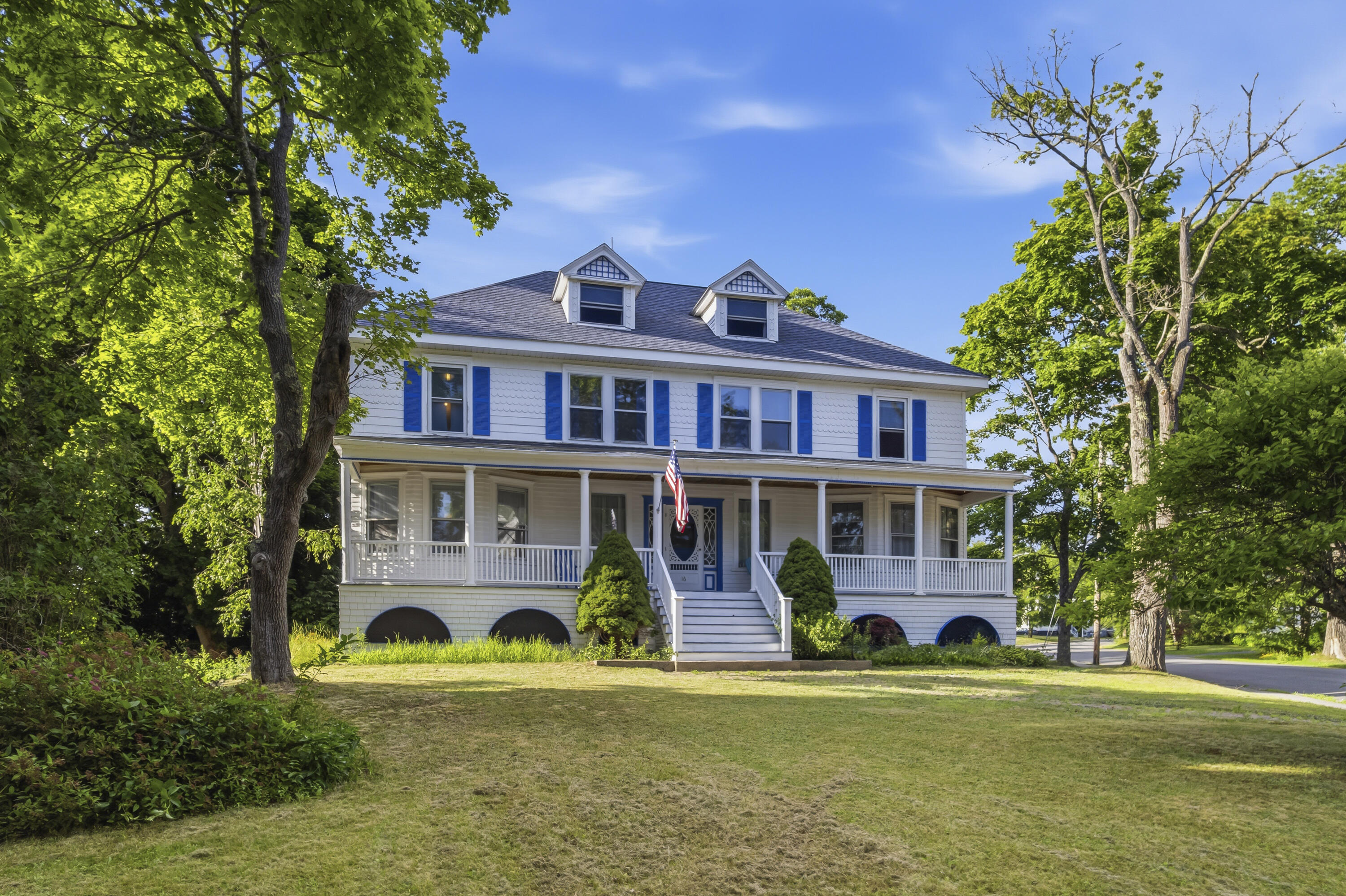 main property photo 45