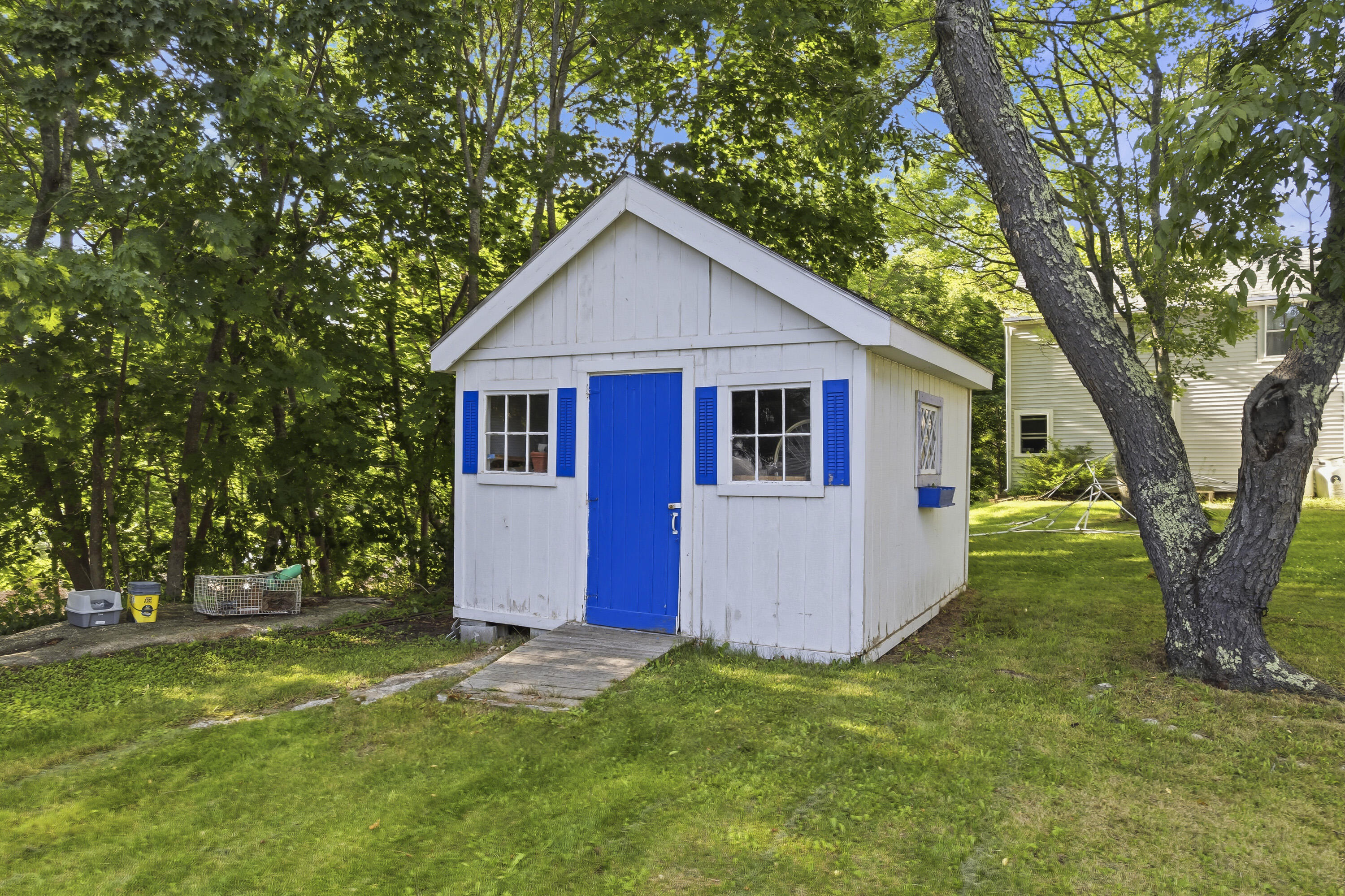 main property photo 46