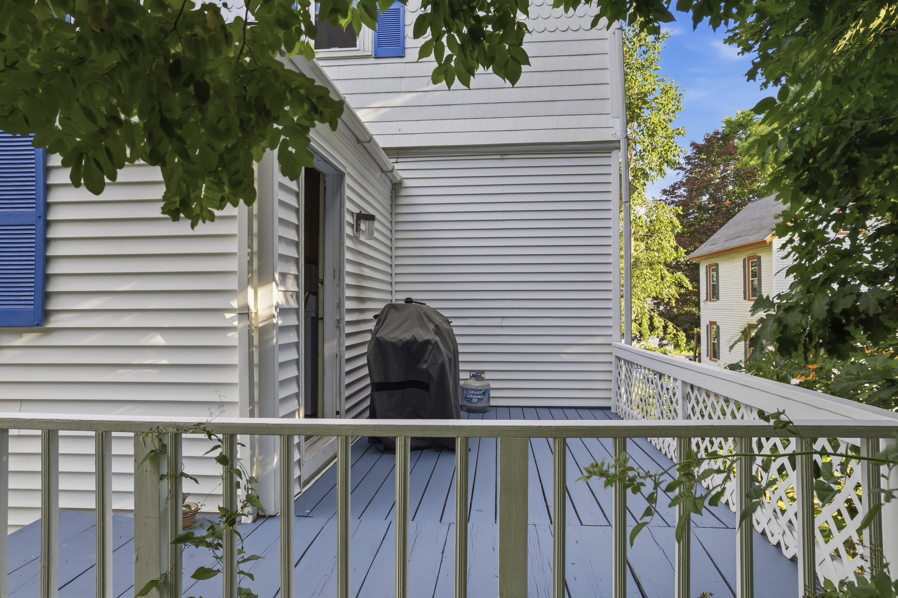 main property photo 47
