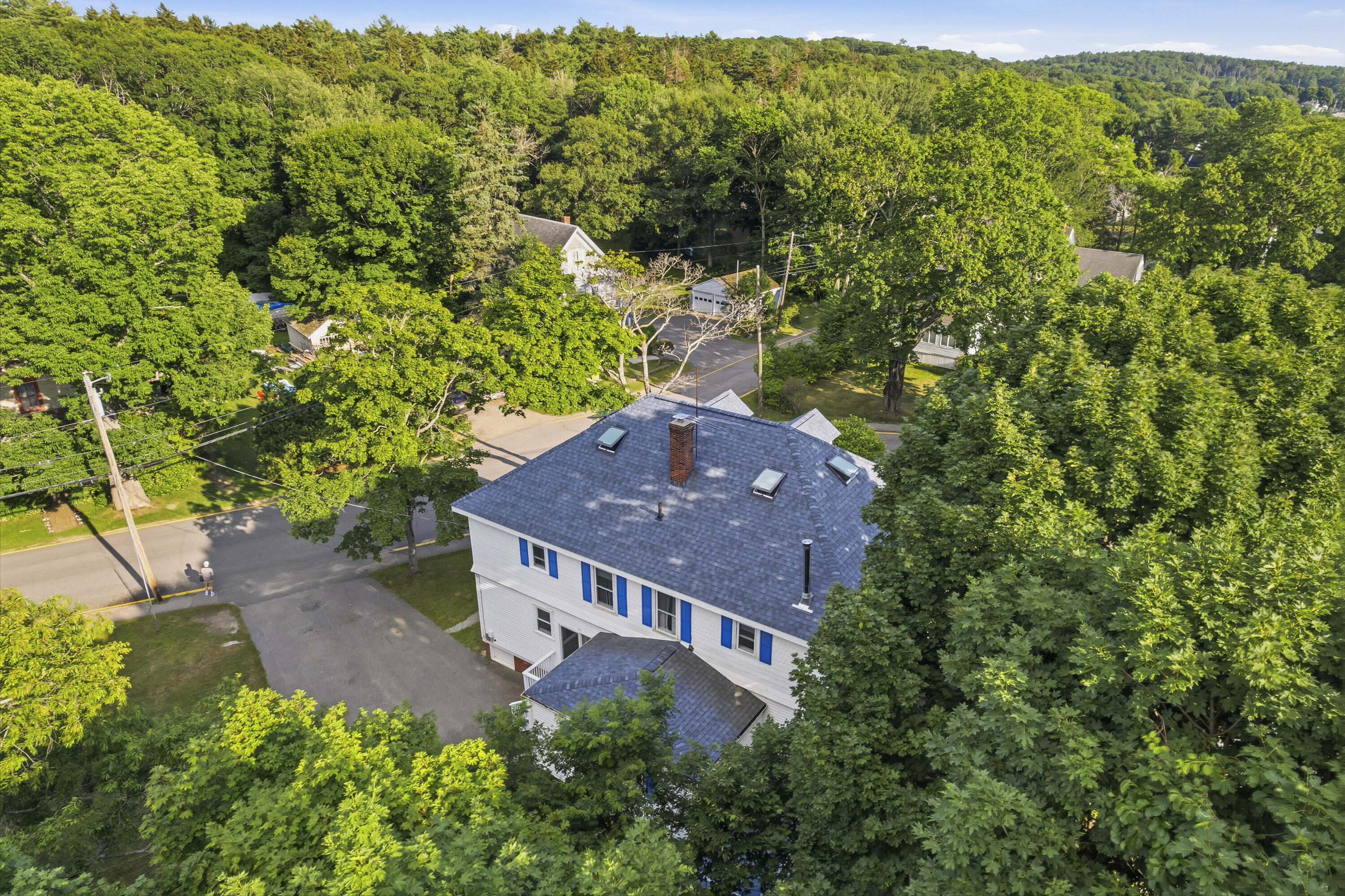 main property photo 57