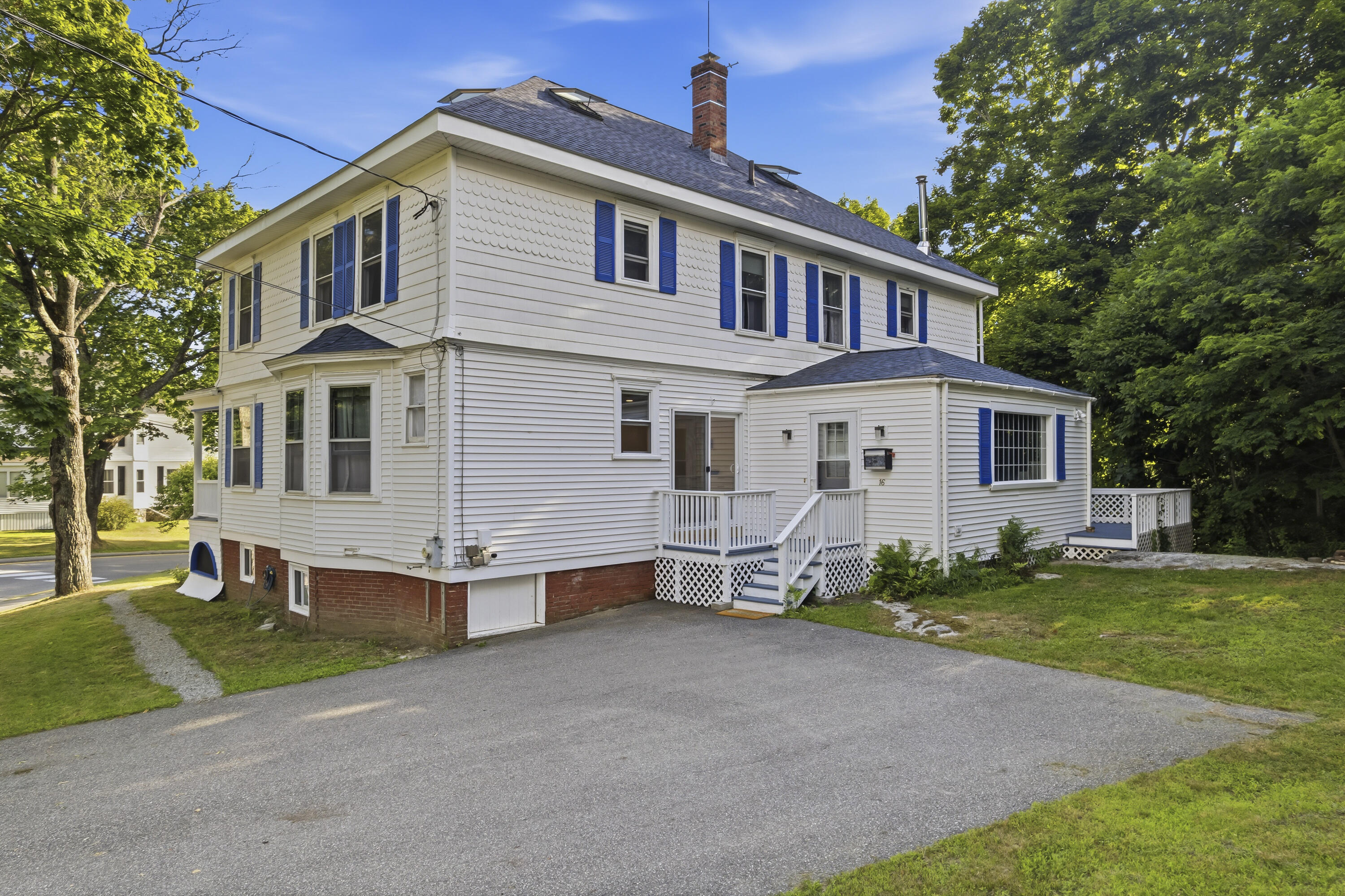 main property photo 58