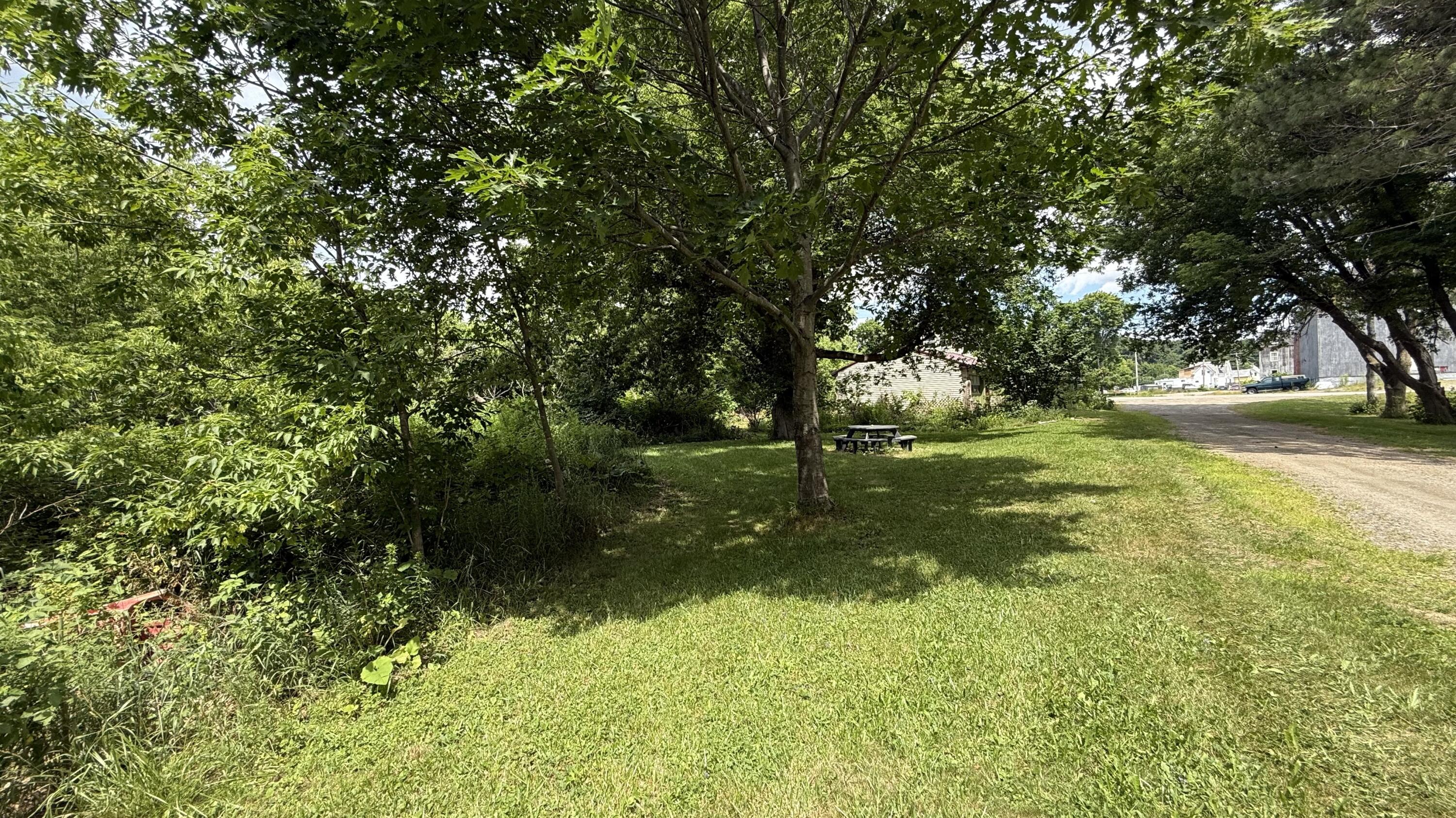 main property photo 43