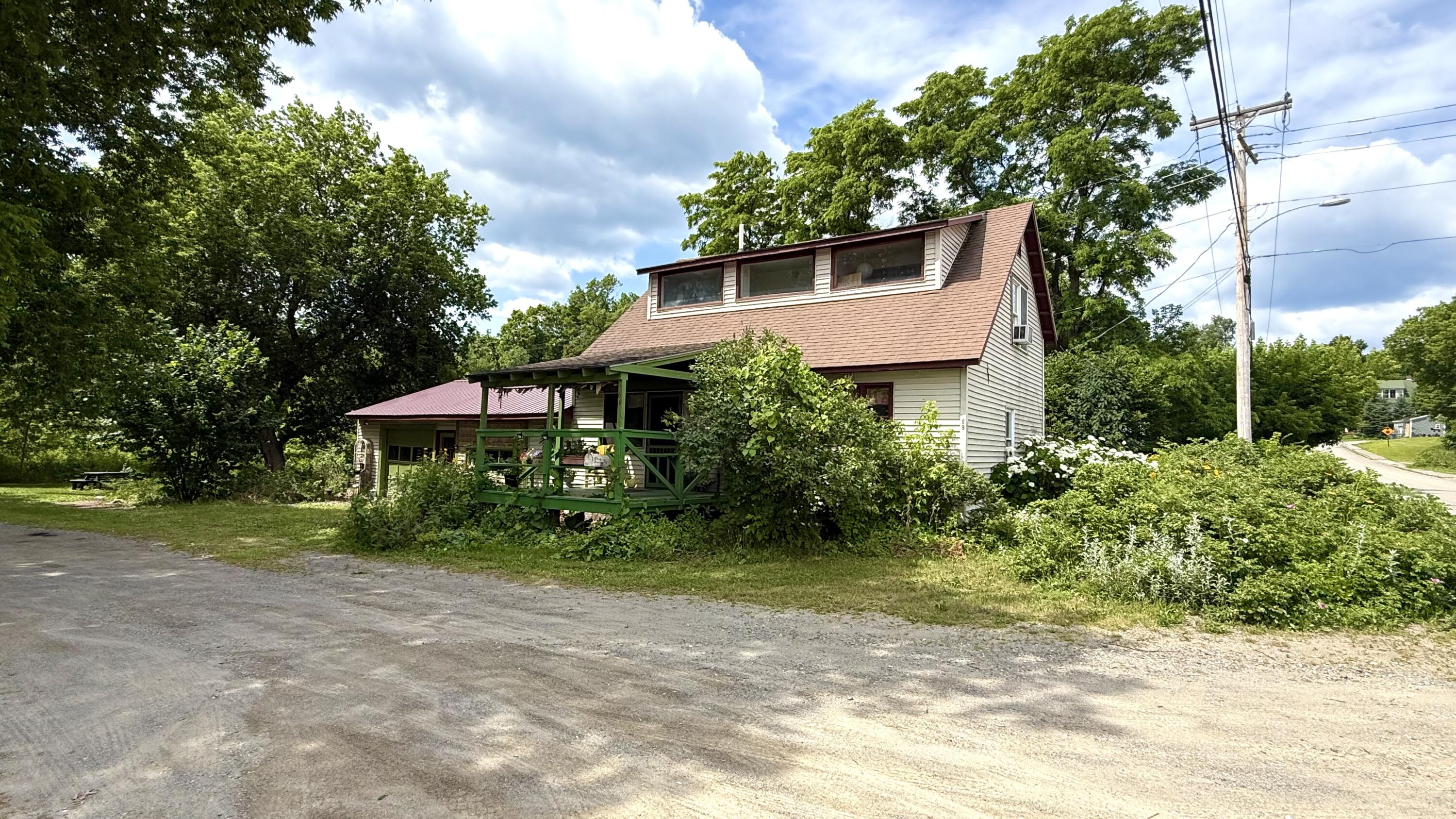 main property photo 5