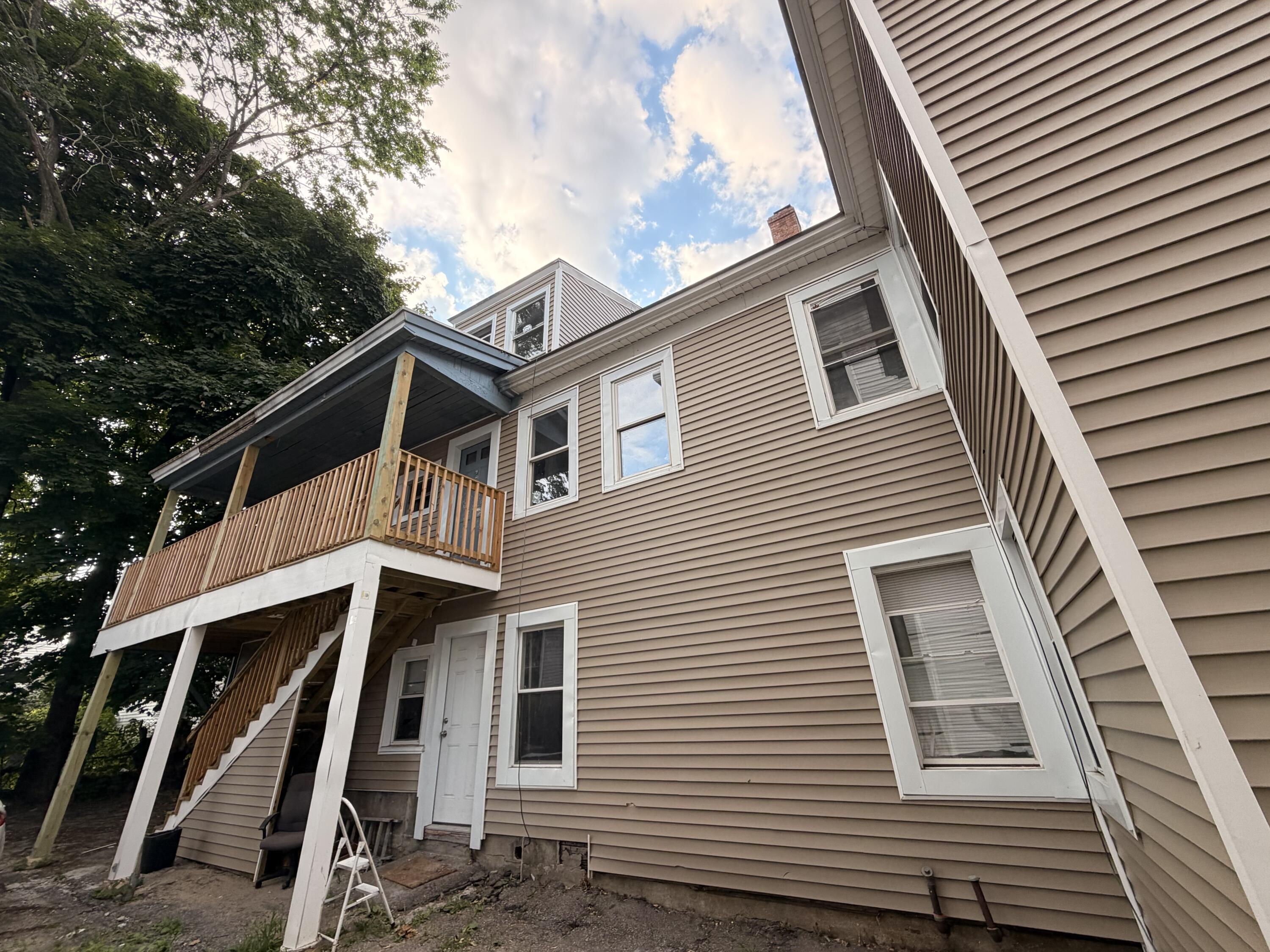 main property photo 4
