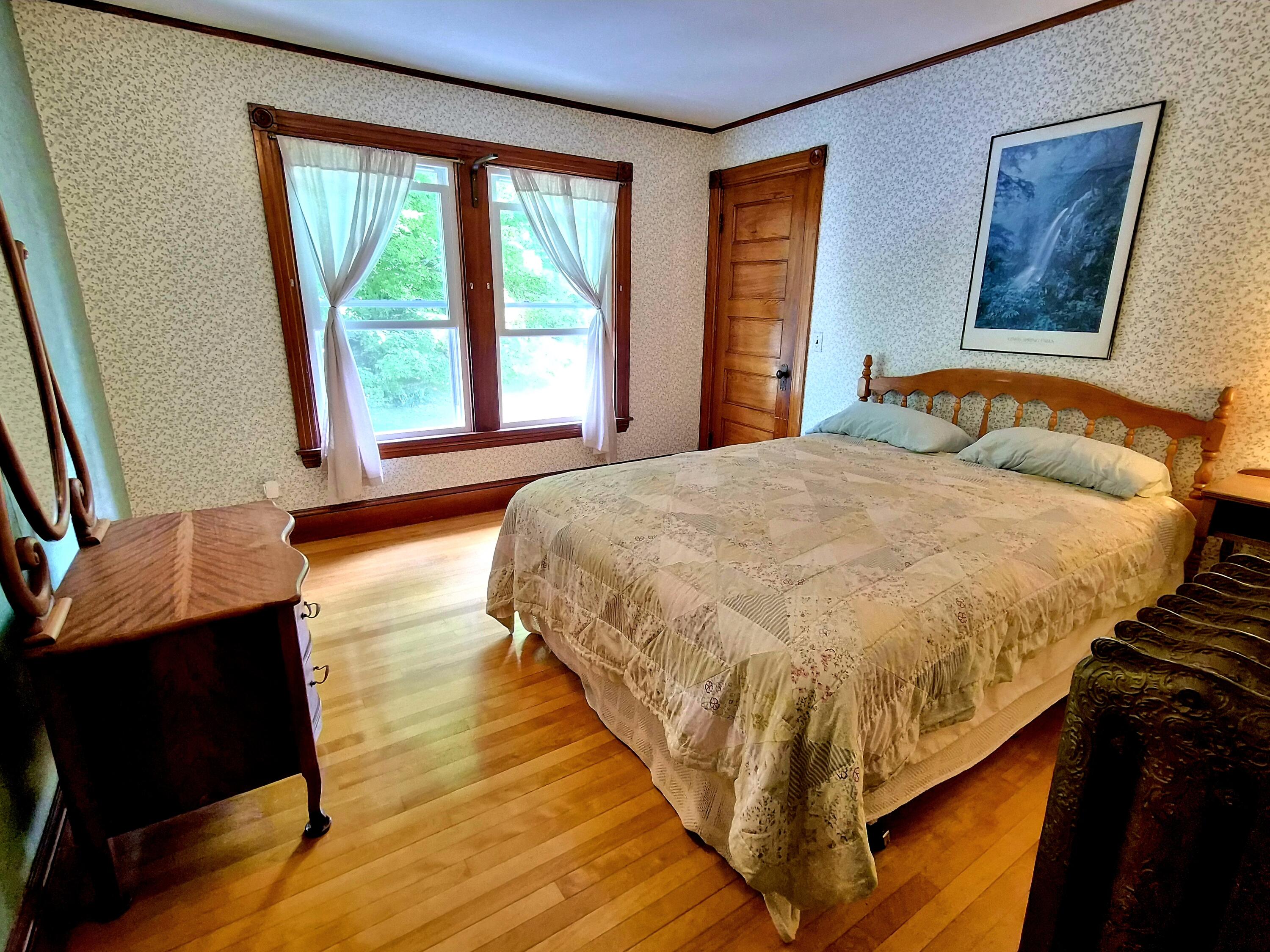 main property photo 50