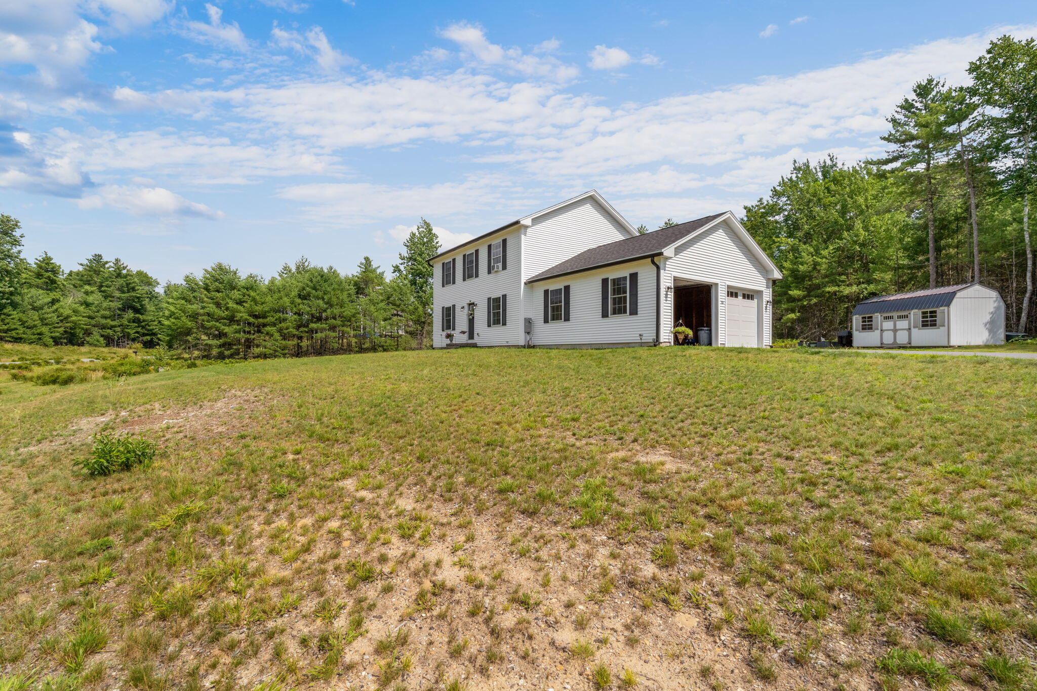 main property photo 40