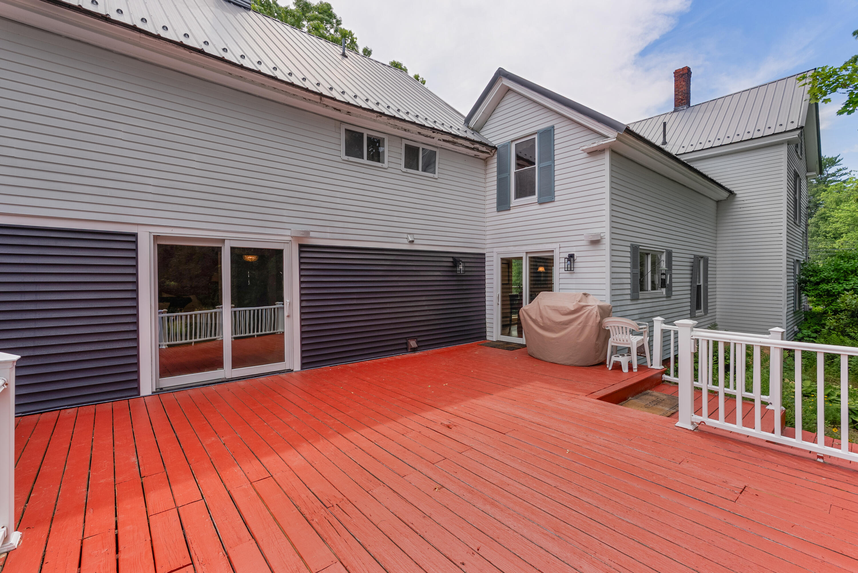 main property photo 48