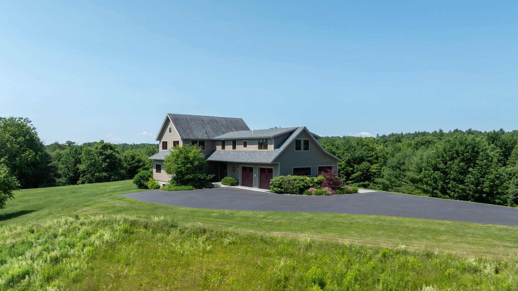 main property photo 78