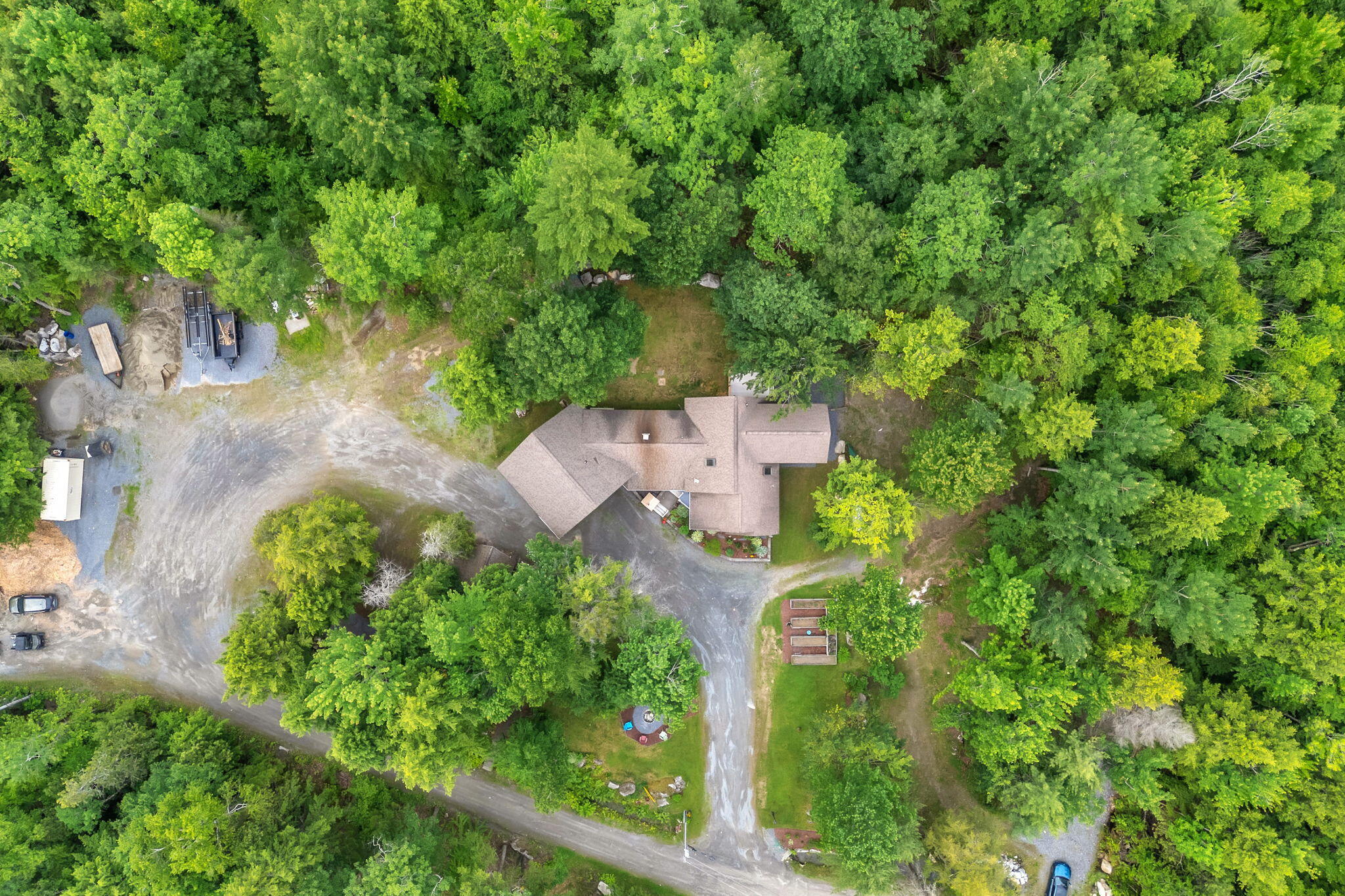 main property photo 92