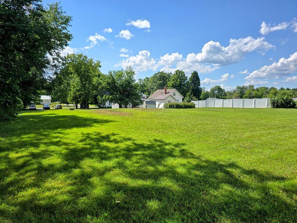 main property photo 29