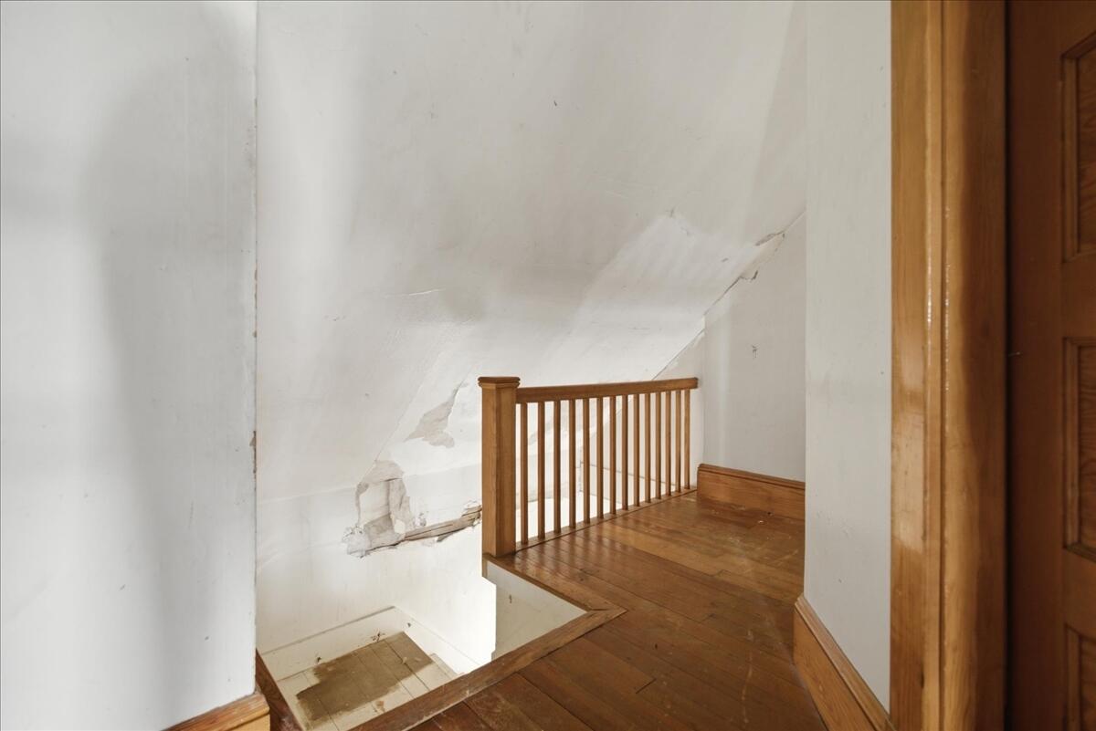 main property photo 57