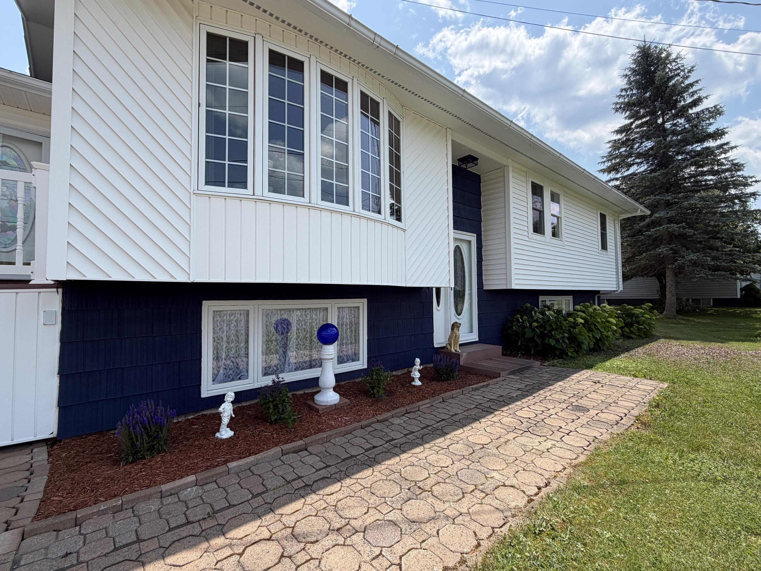 main property photo 96