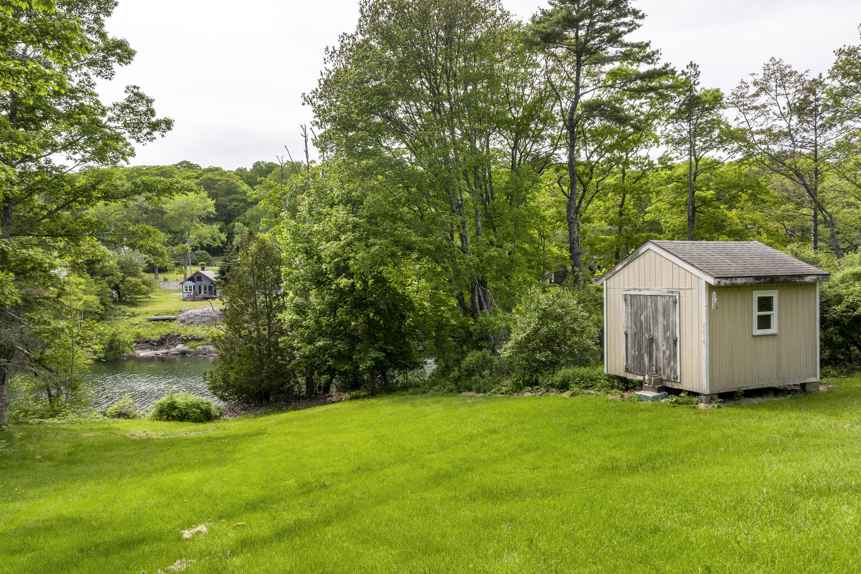 main property photo 35