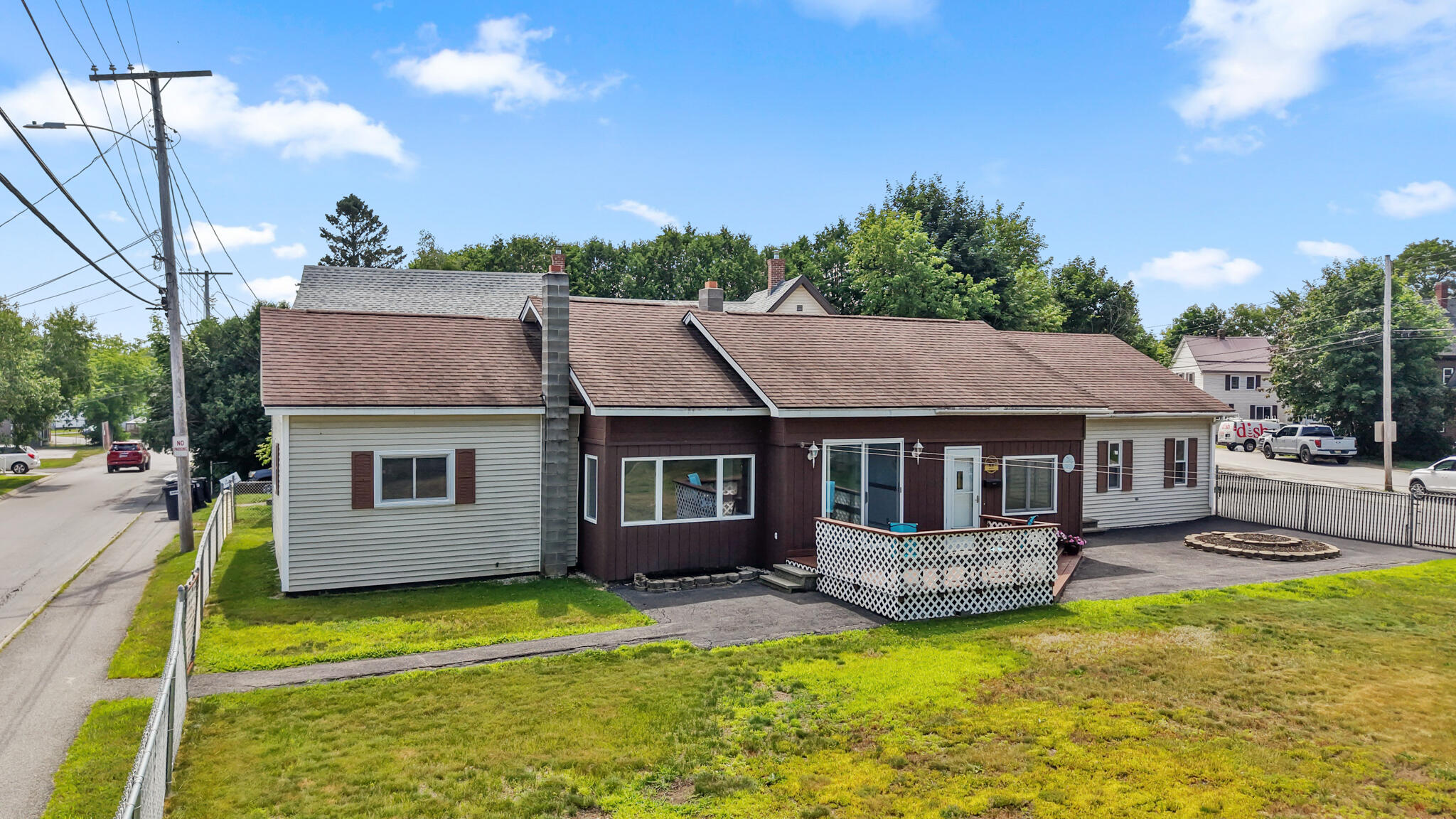 main property photo 46