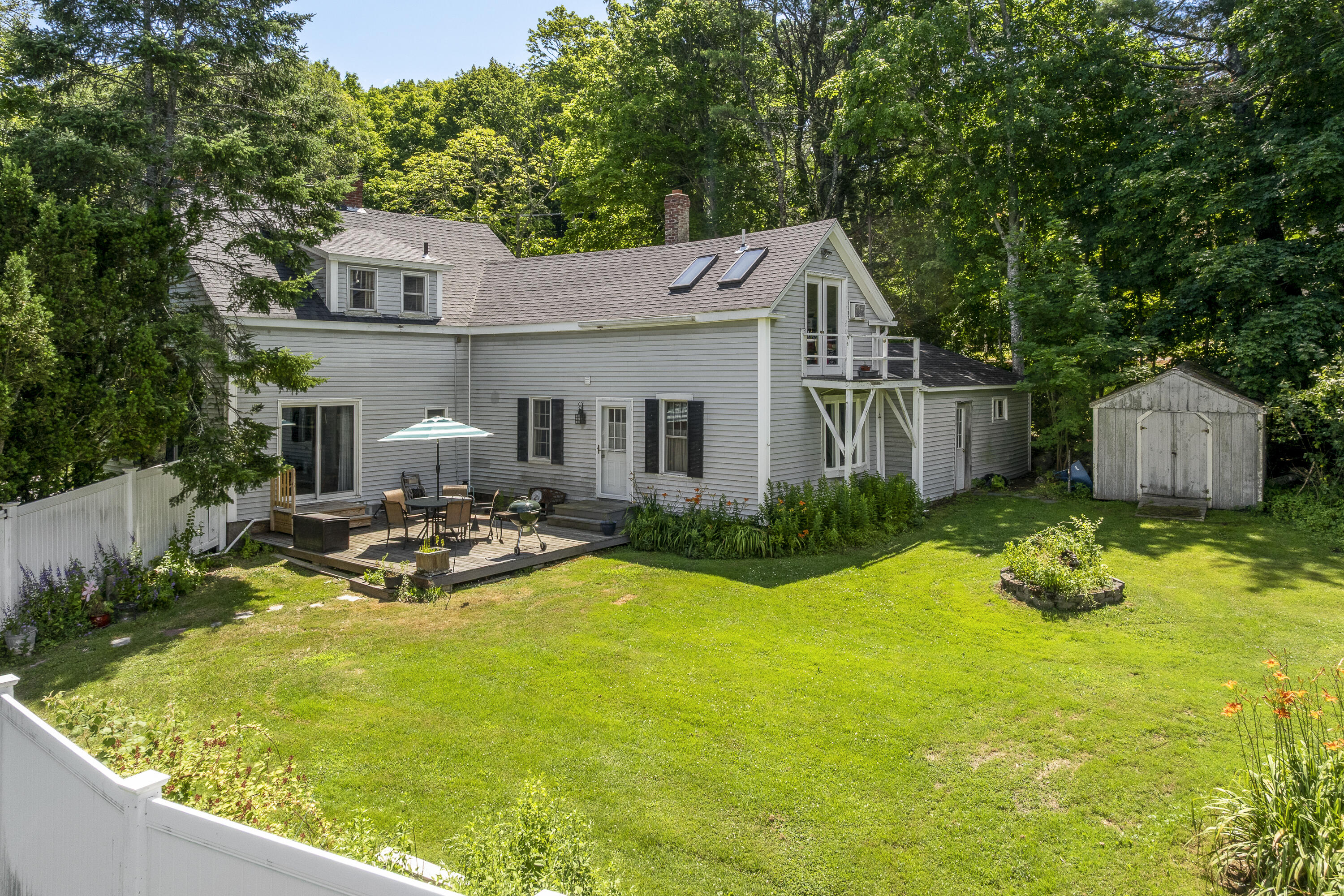 main property photo 35
