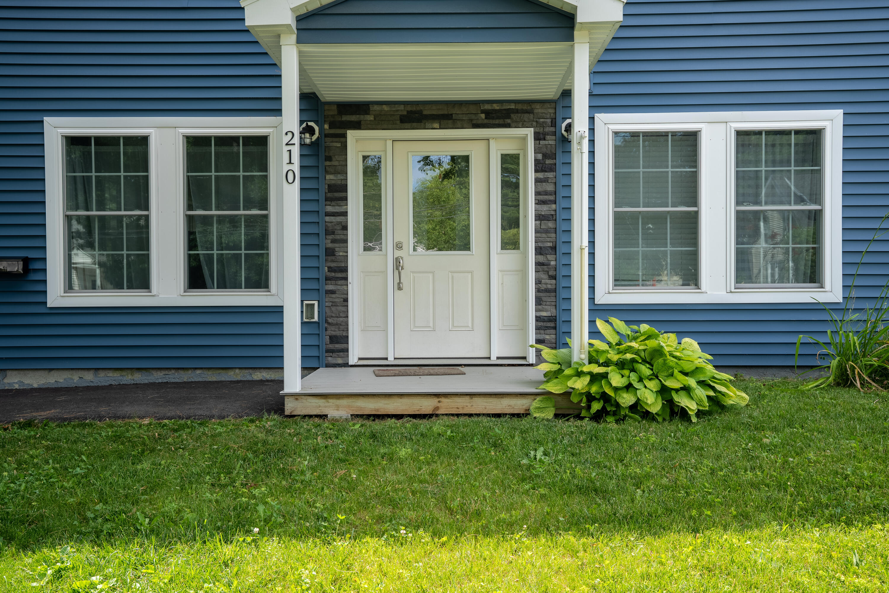 main property photo 35