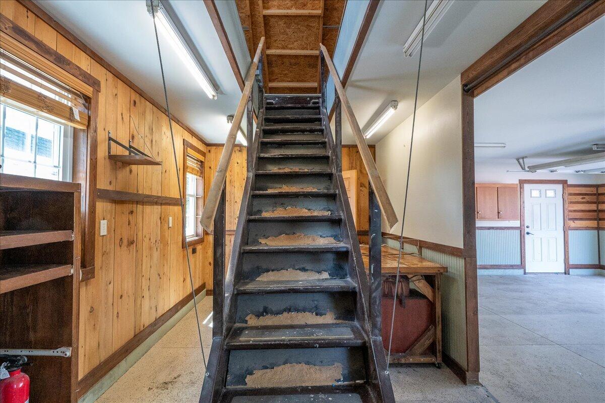 main property photo 77