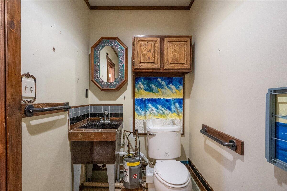 main property photo 83