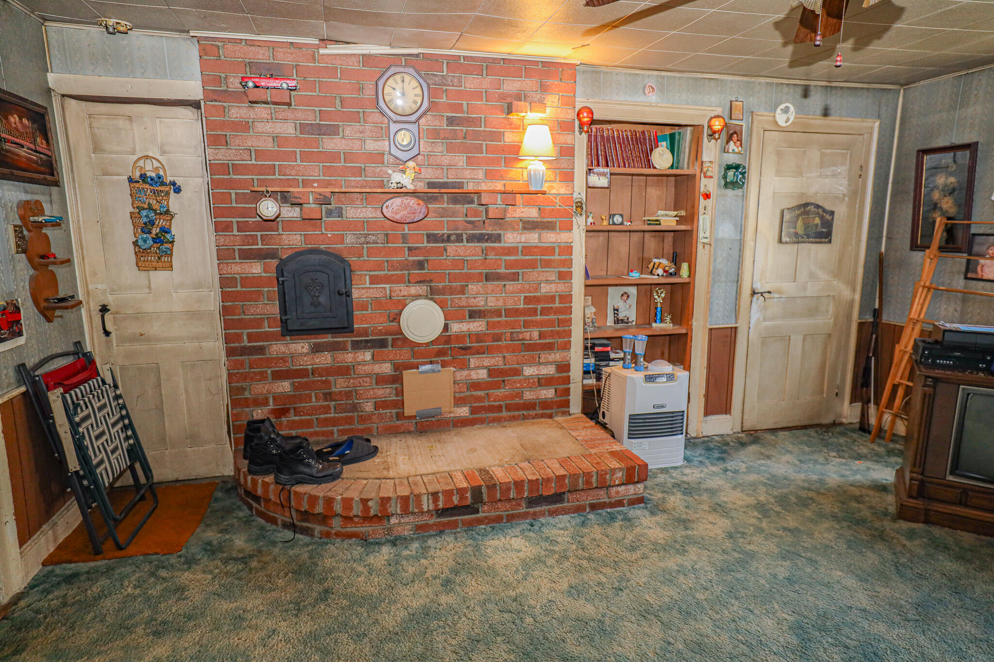 main property photo 10