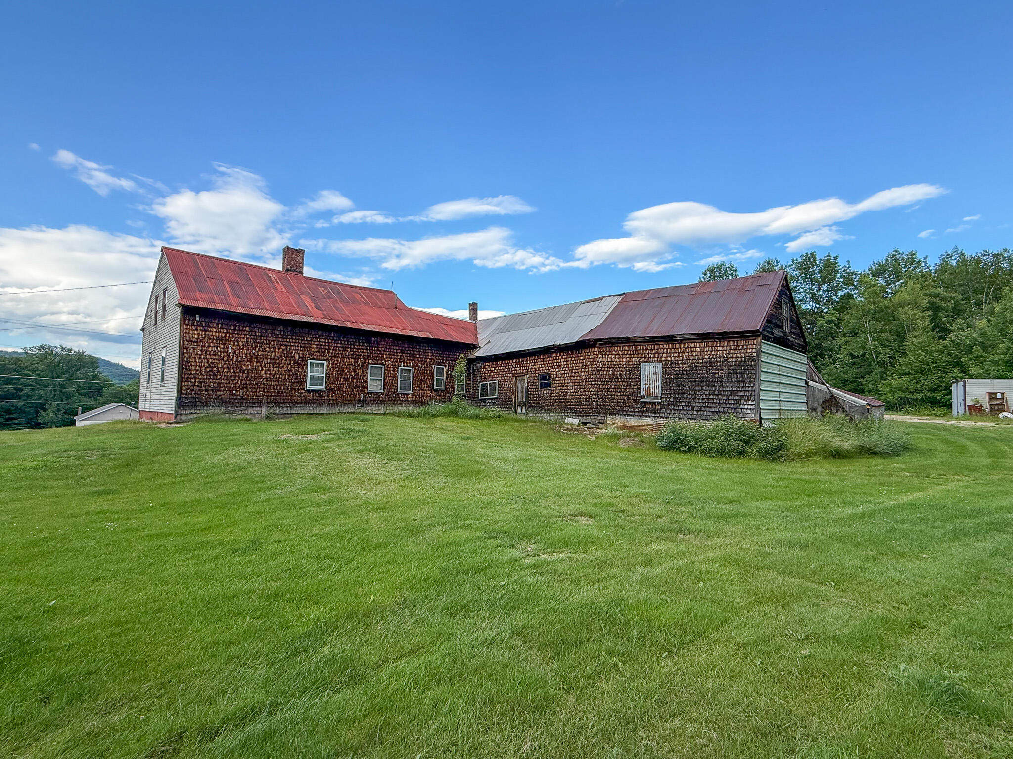 main property photo 24
