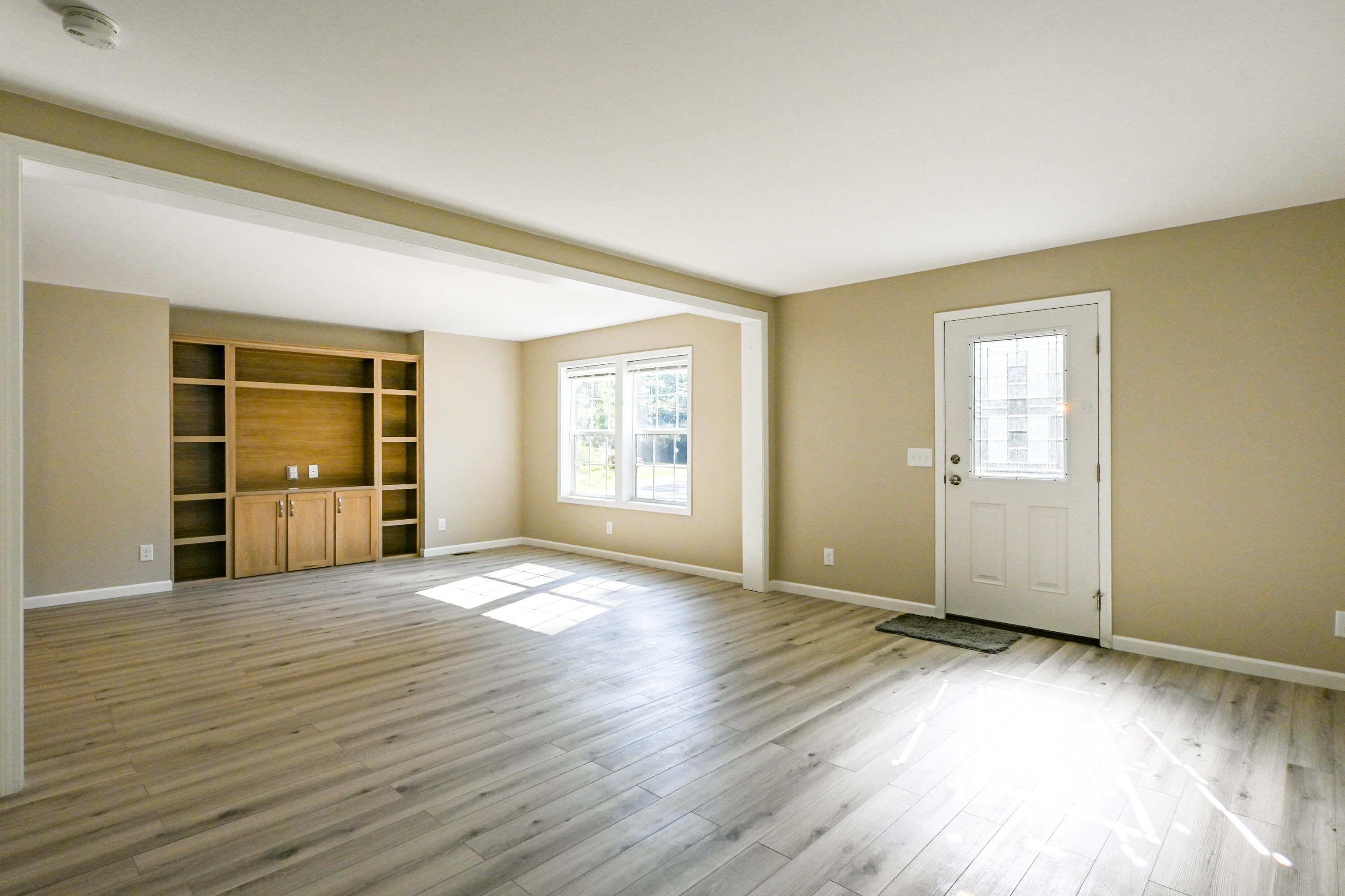 main property photo 9