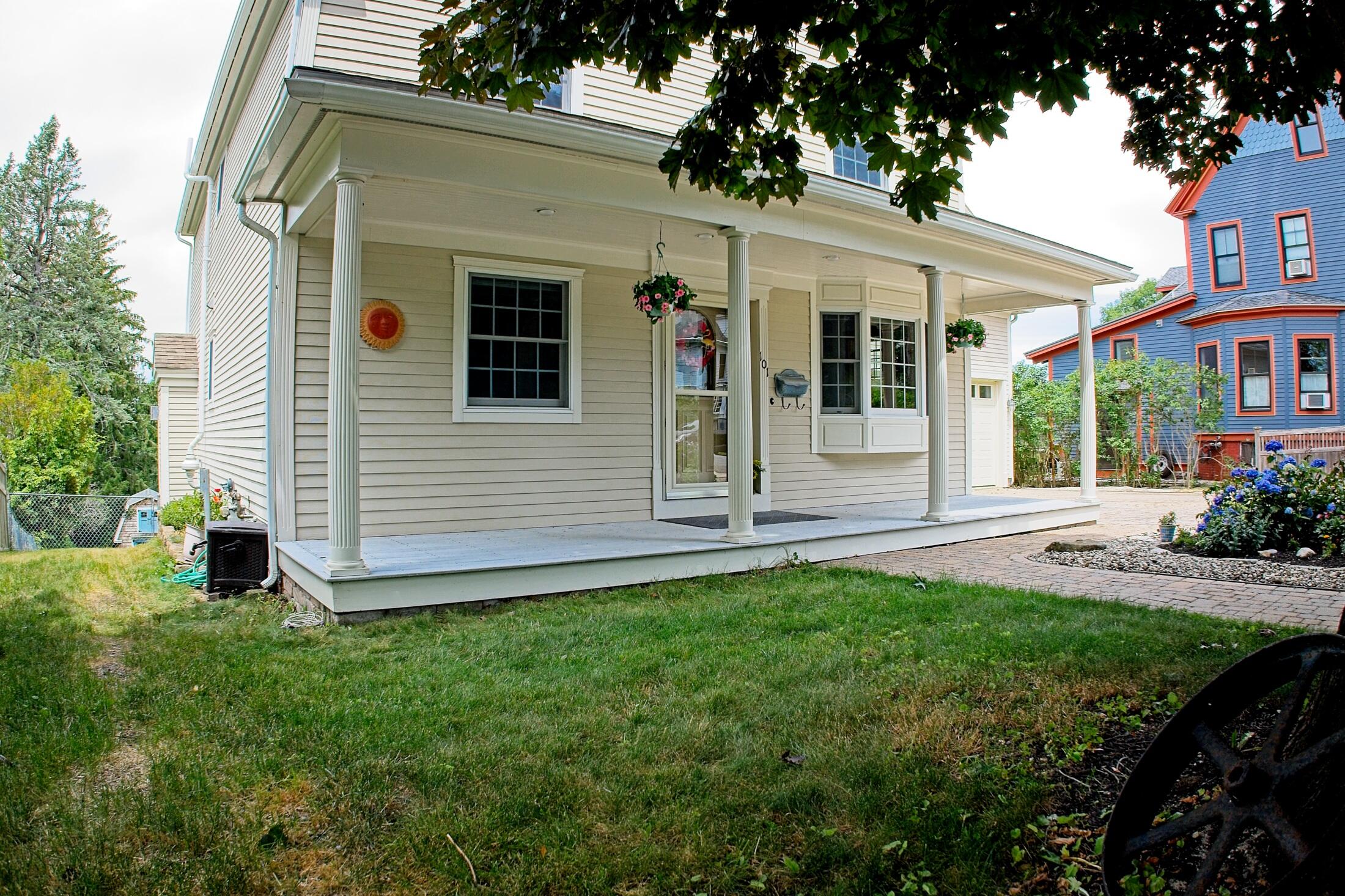 main property photo 48