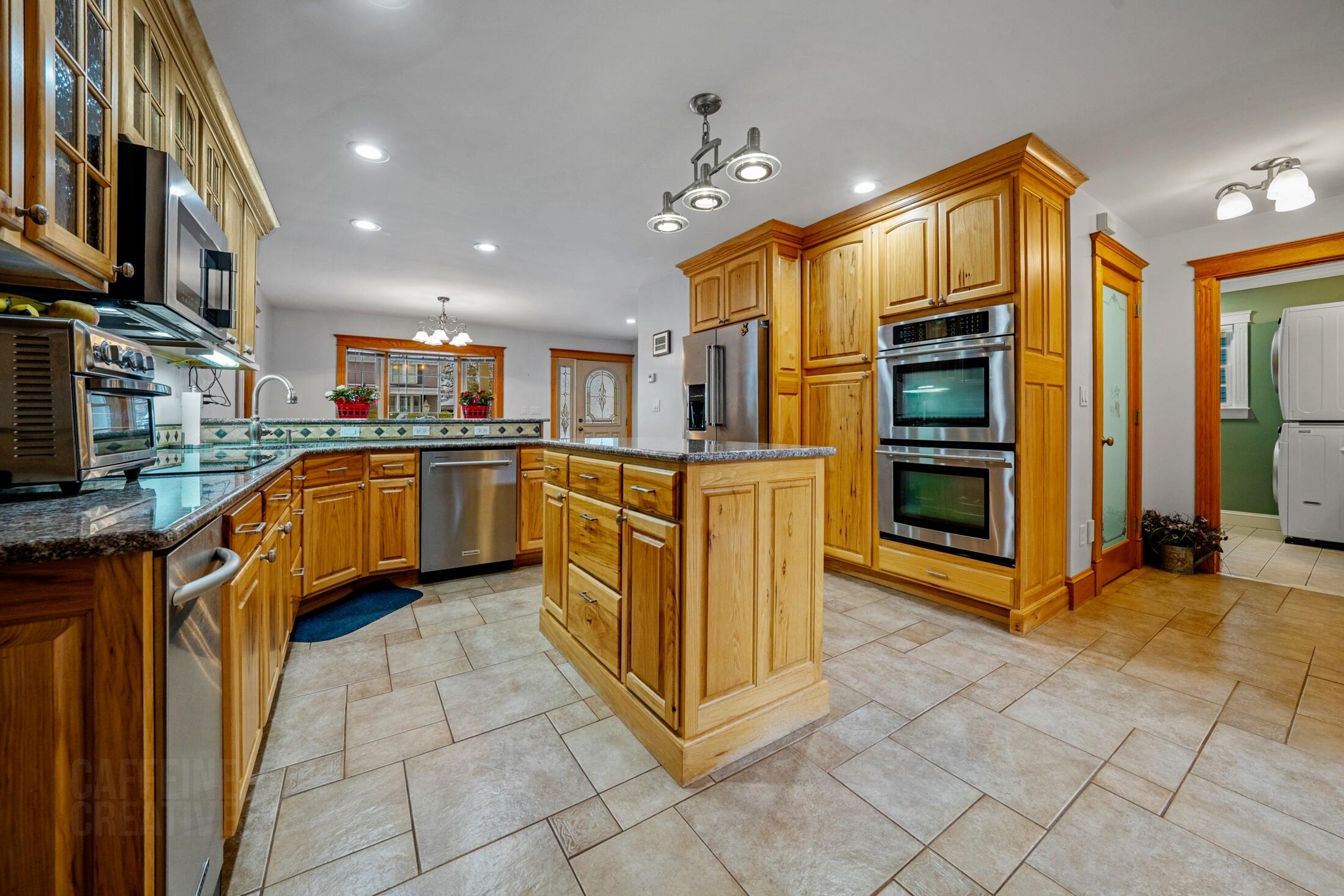 main property photo 8