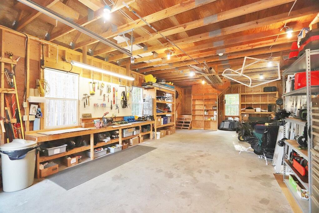 main property photo 75