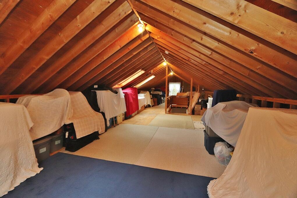 main property photo 79