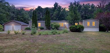 image of property with 3 Bed | 2 Bath | 1,548 Sqft