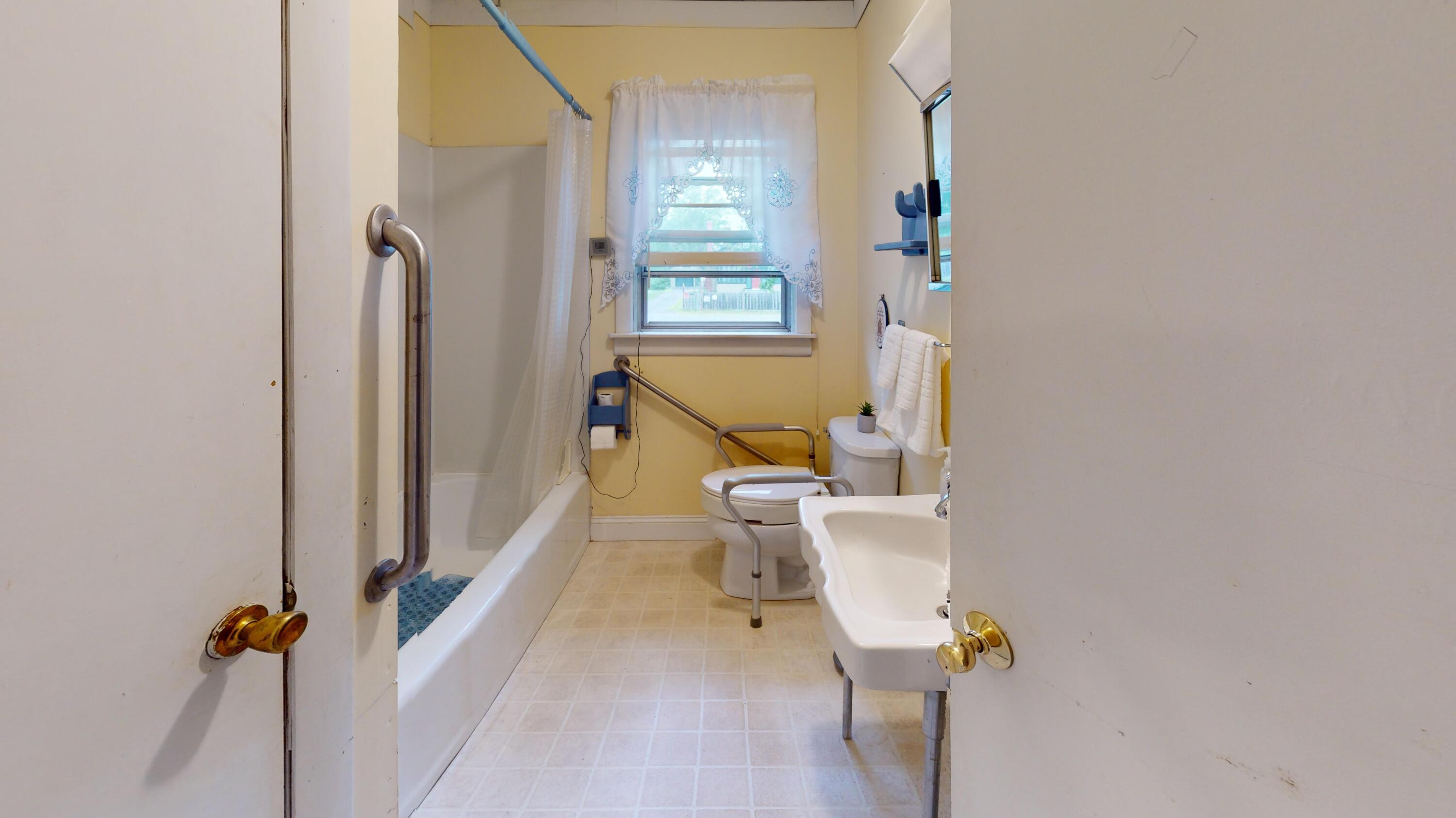 main property photo 15