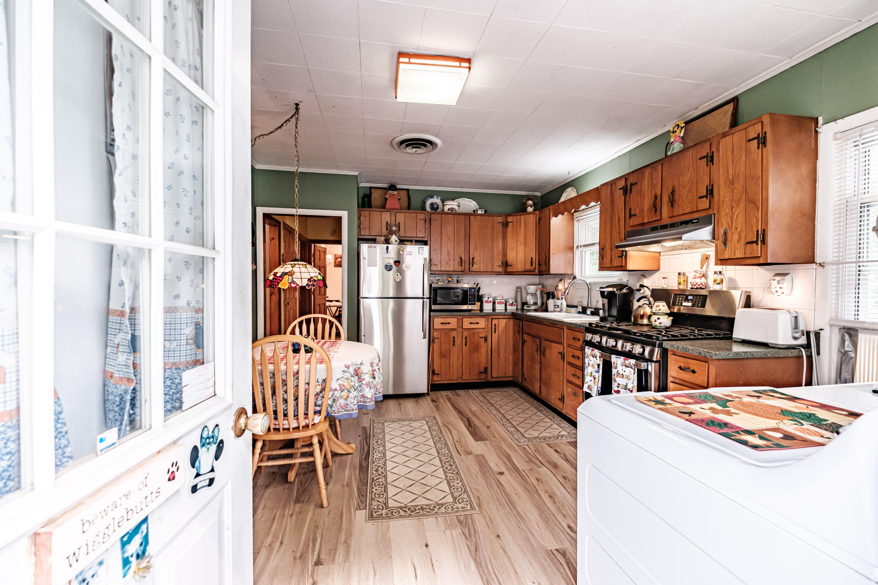 main property photo 4