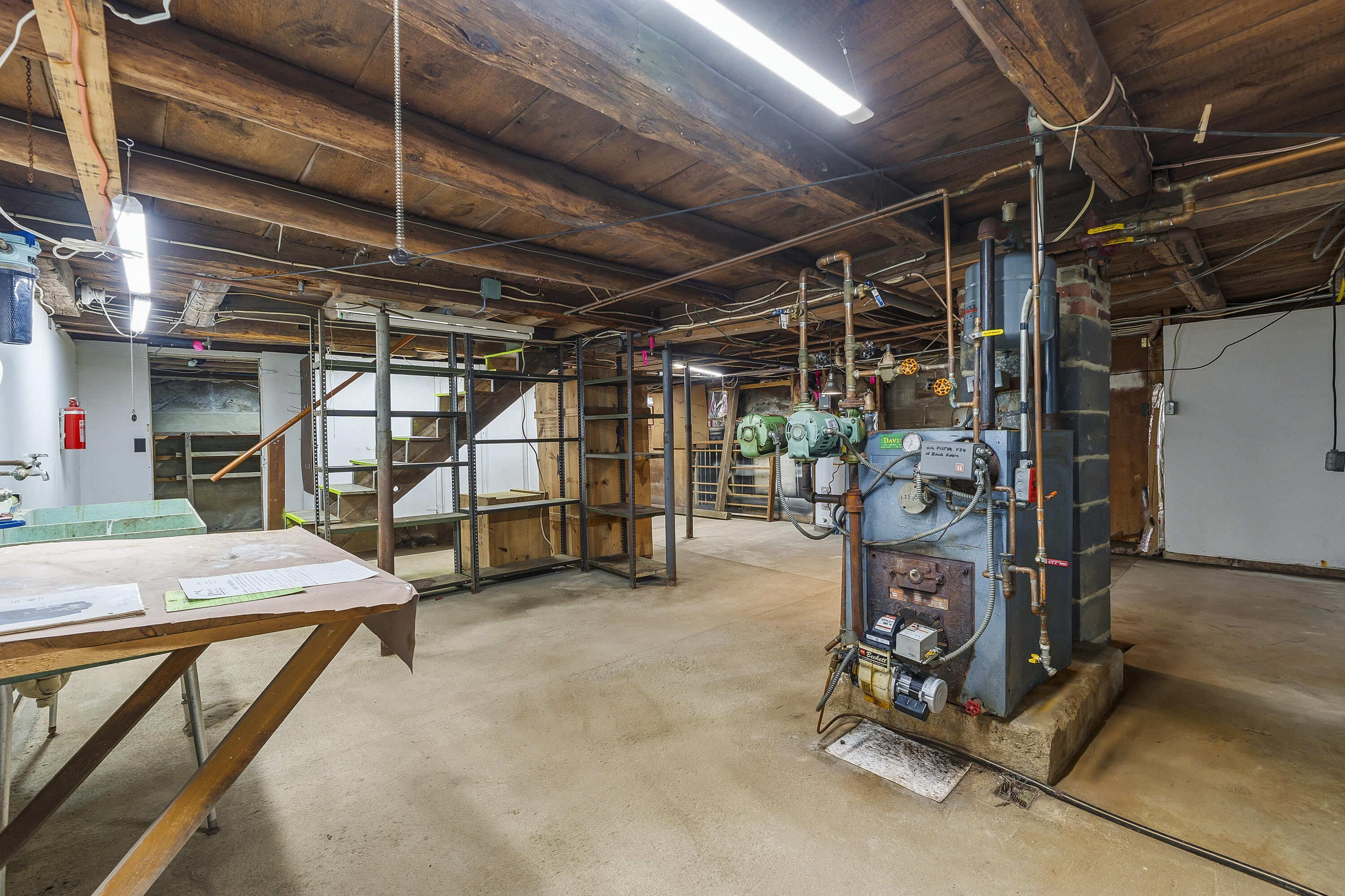 main property photo 40